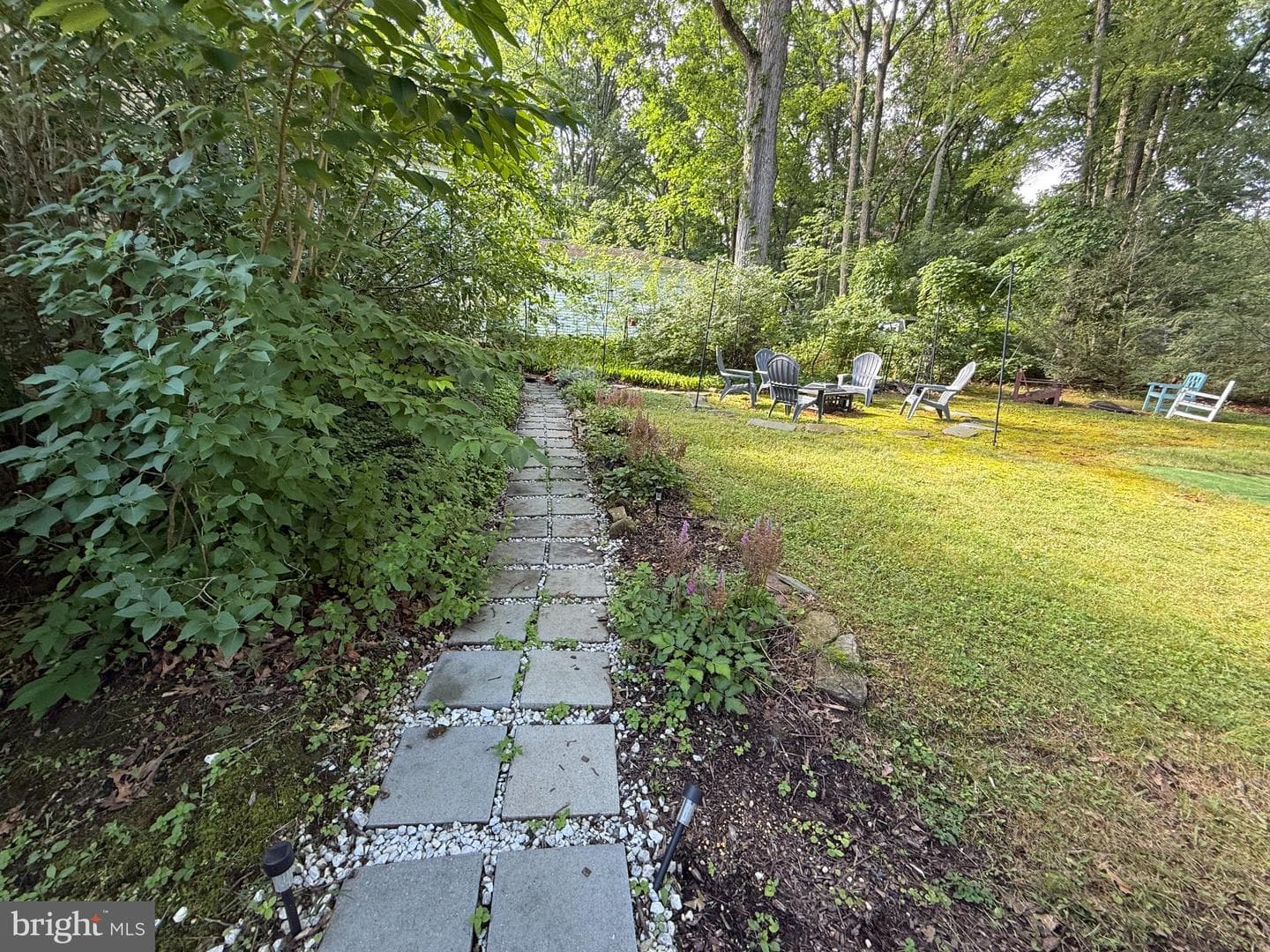 2042 Fairwood Lane photo 19
