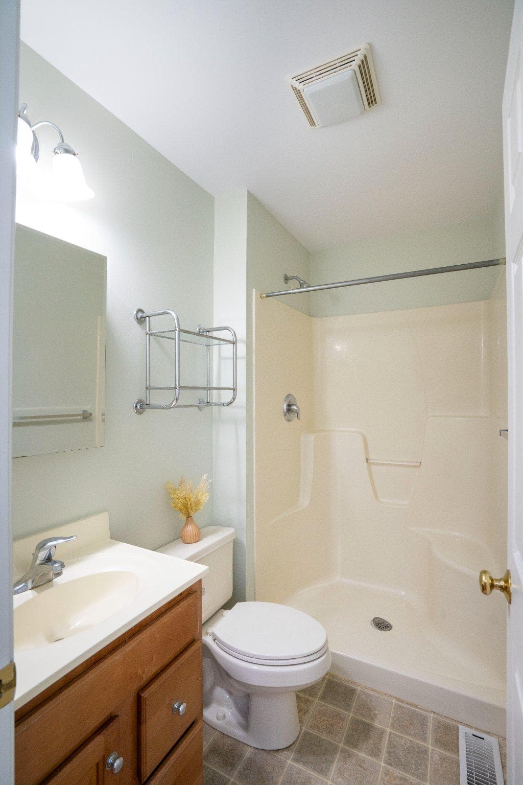 158 Mckivison Court photo 14