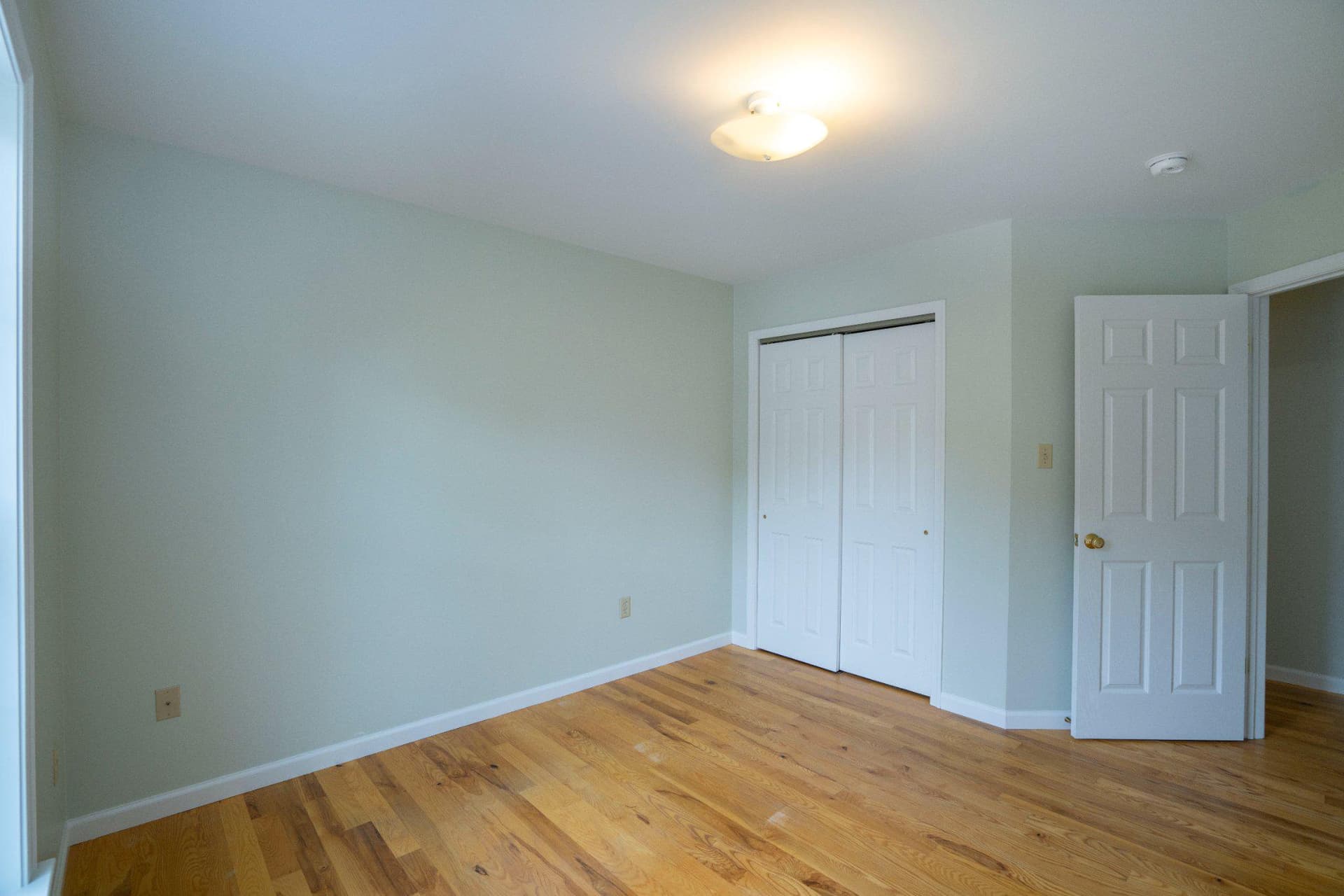 158 Mckivison Court photo 19