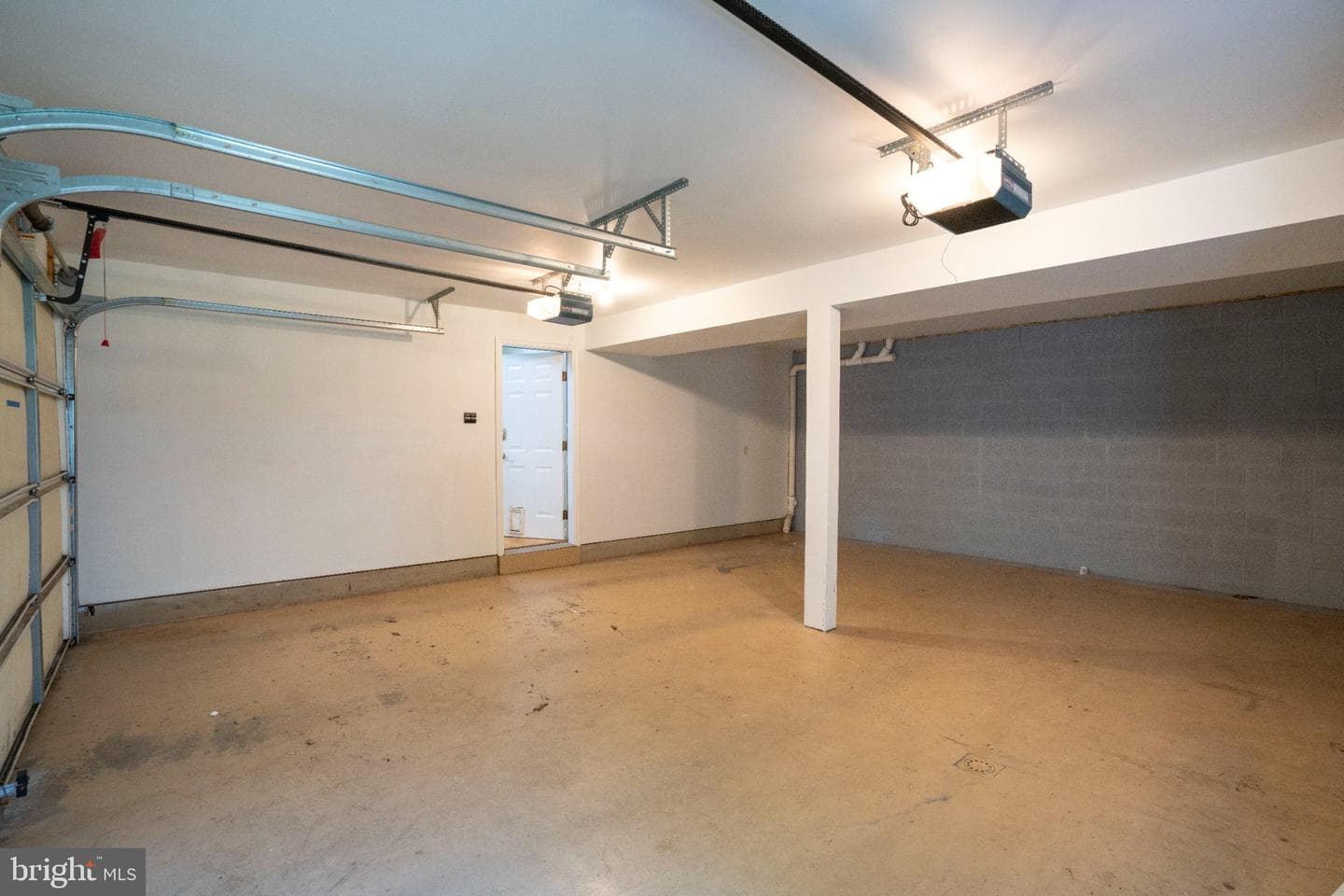 158 Mckivison Court photo 26