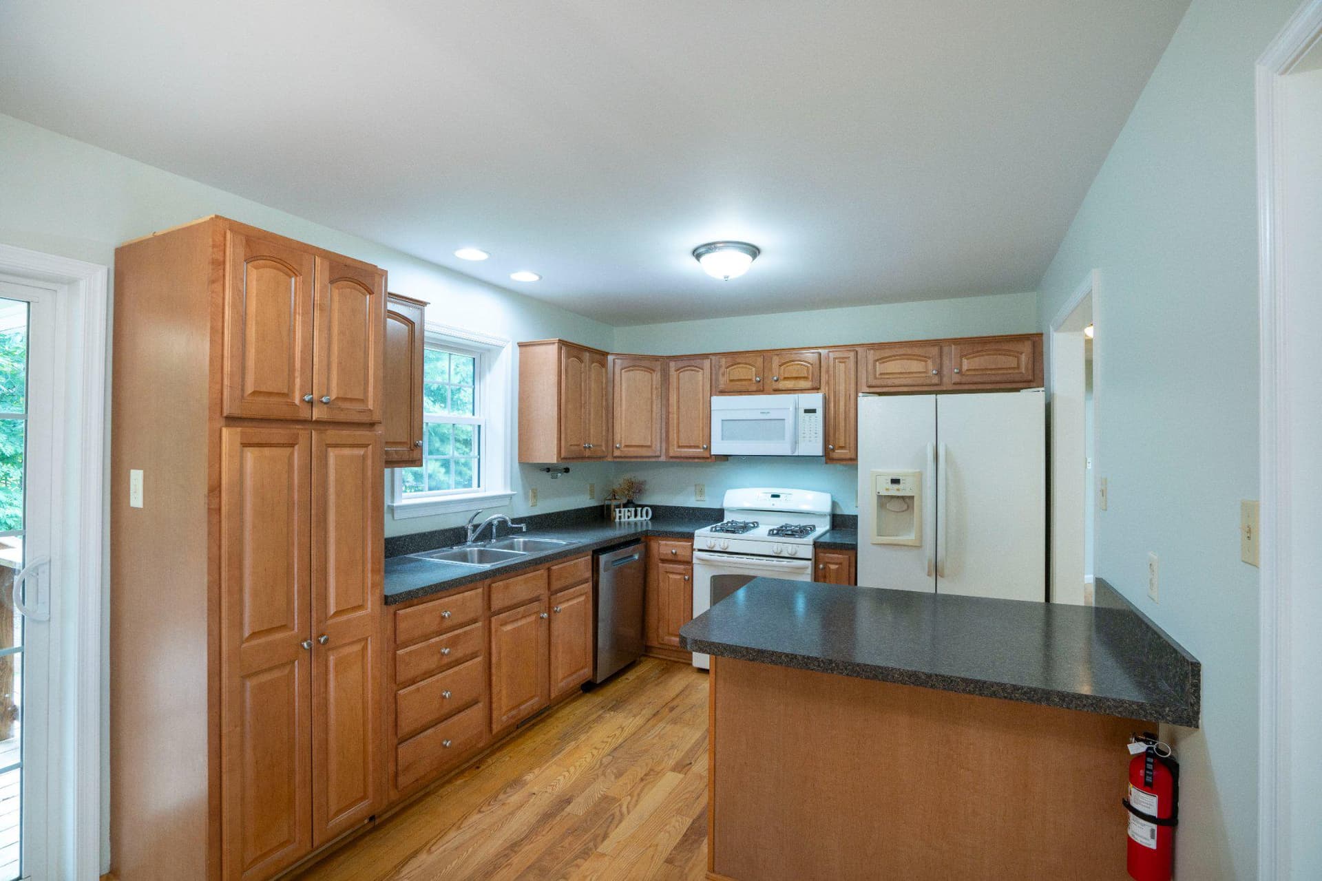 158 Mckivison Court photo 7