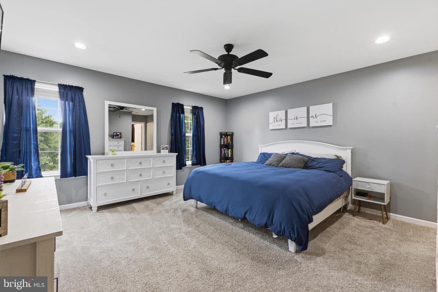 140 Exeter Lane photo 23