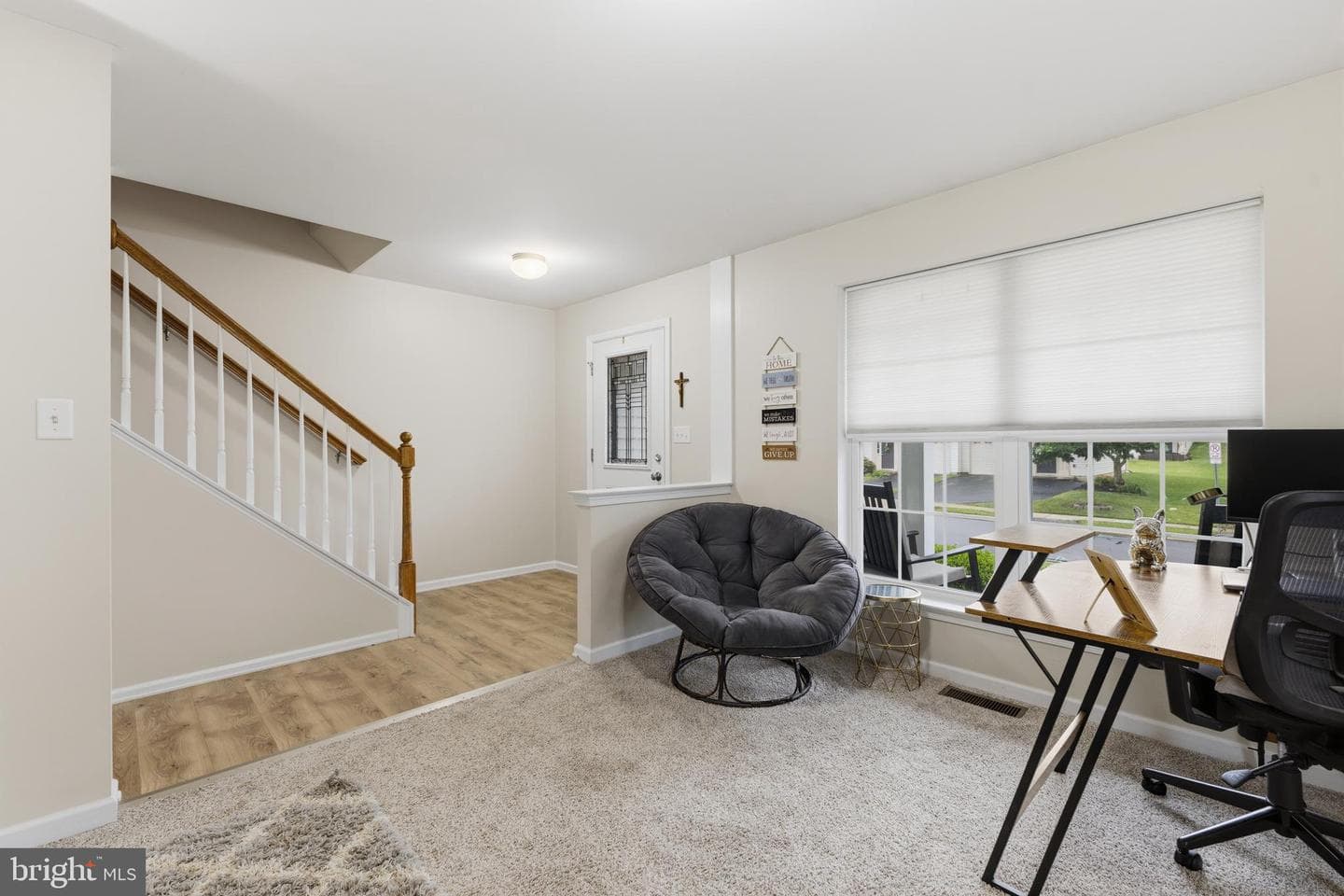 140 Exeter Lane photo 4