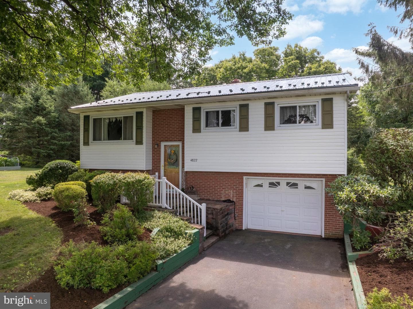 4822 W Whitehall Road, Pennsylvania Furnace