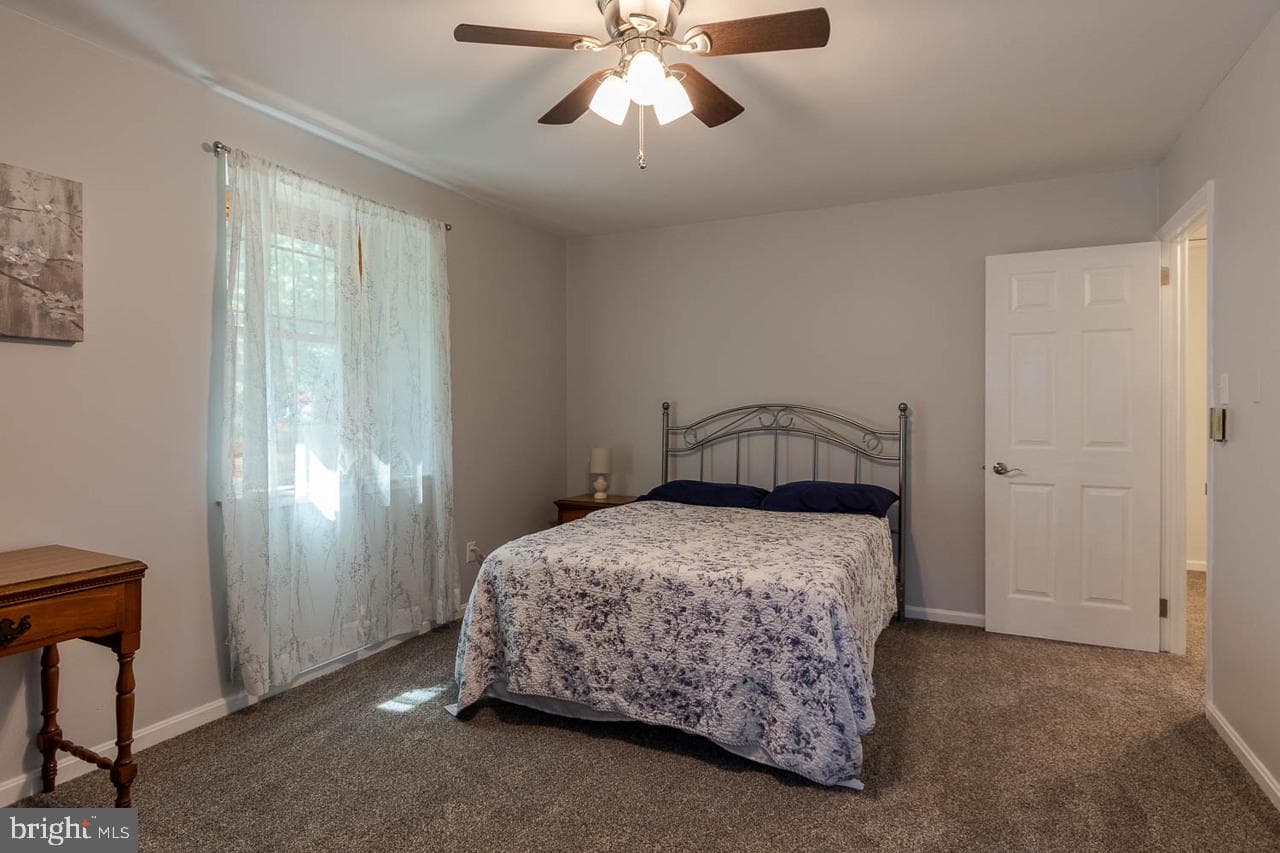 1000 Saxton Drive photo 35
