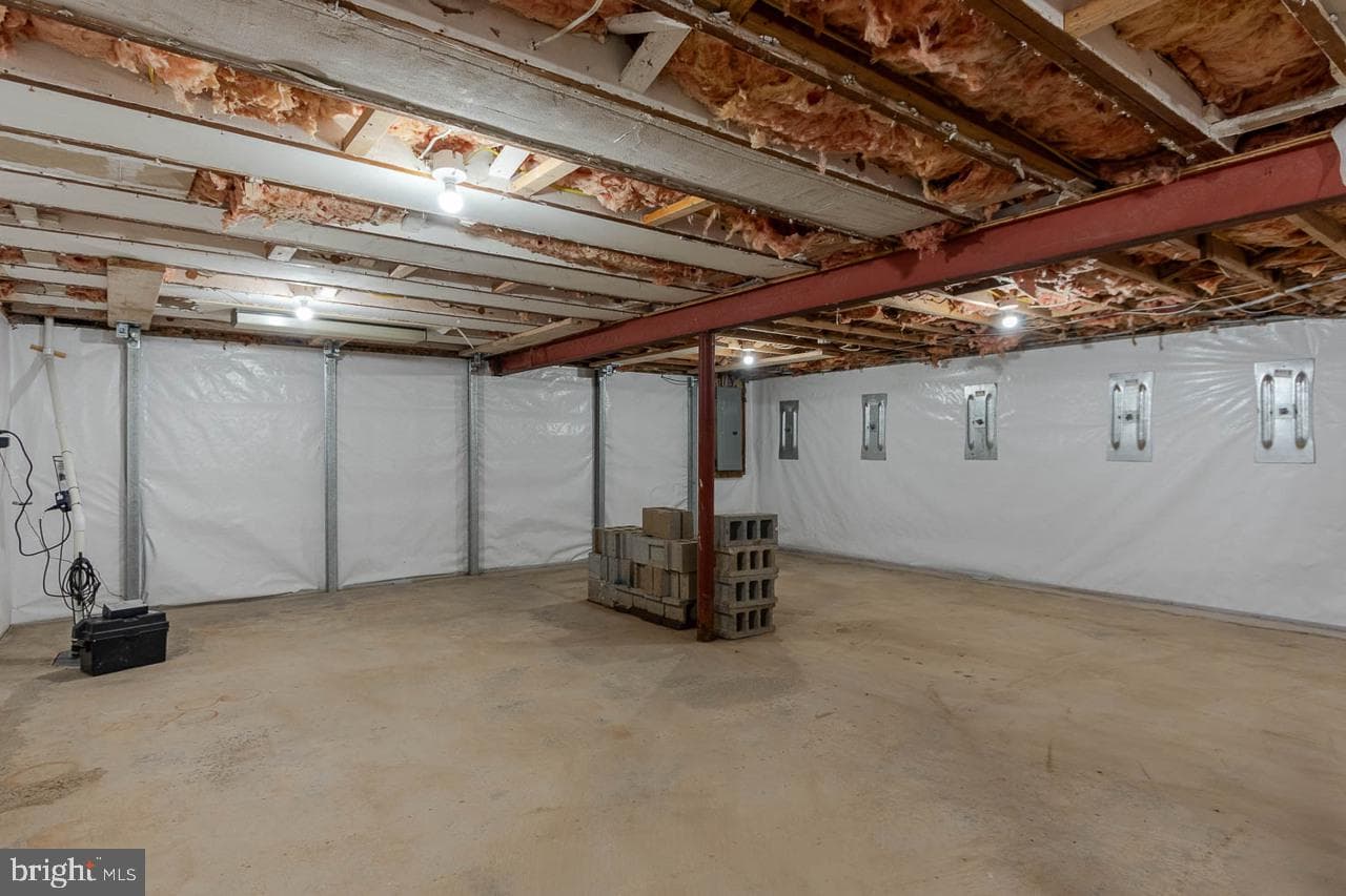 1000 Saxton Drive photo 37