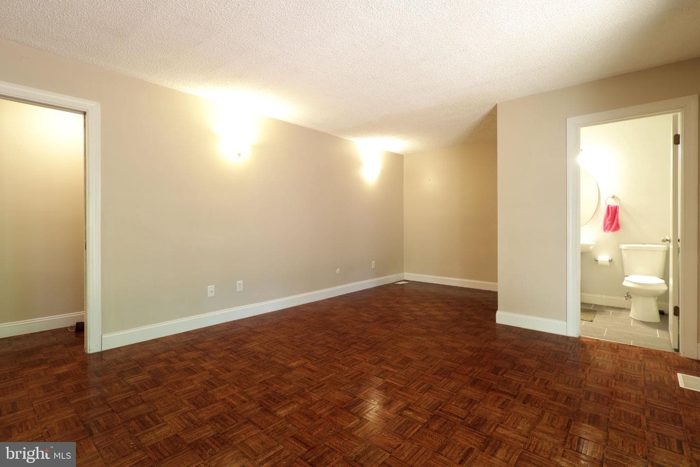 1845 Woodledge Drive photo 33