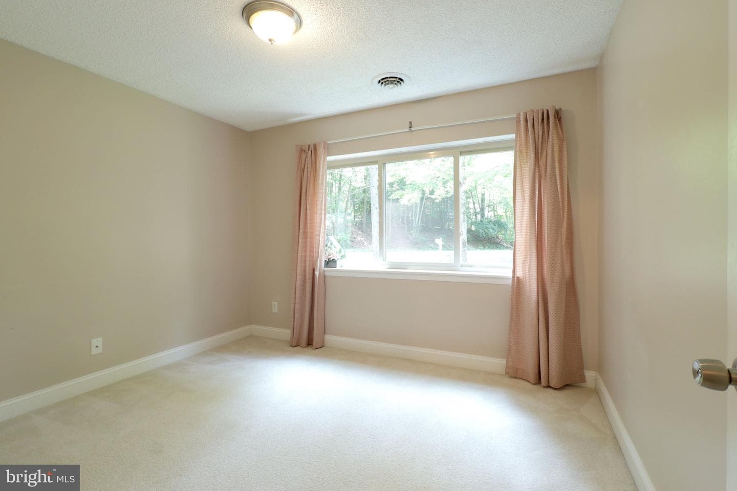 1845 Woodledge Drive photo 44