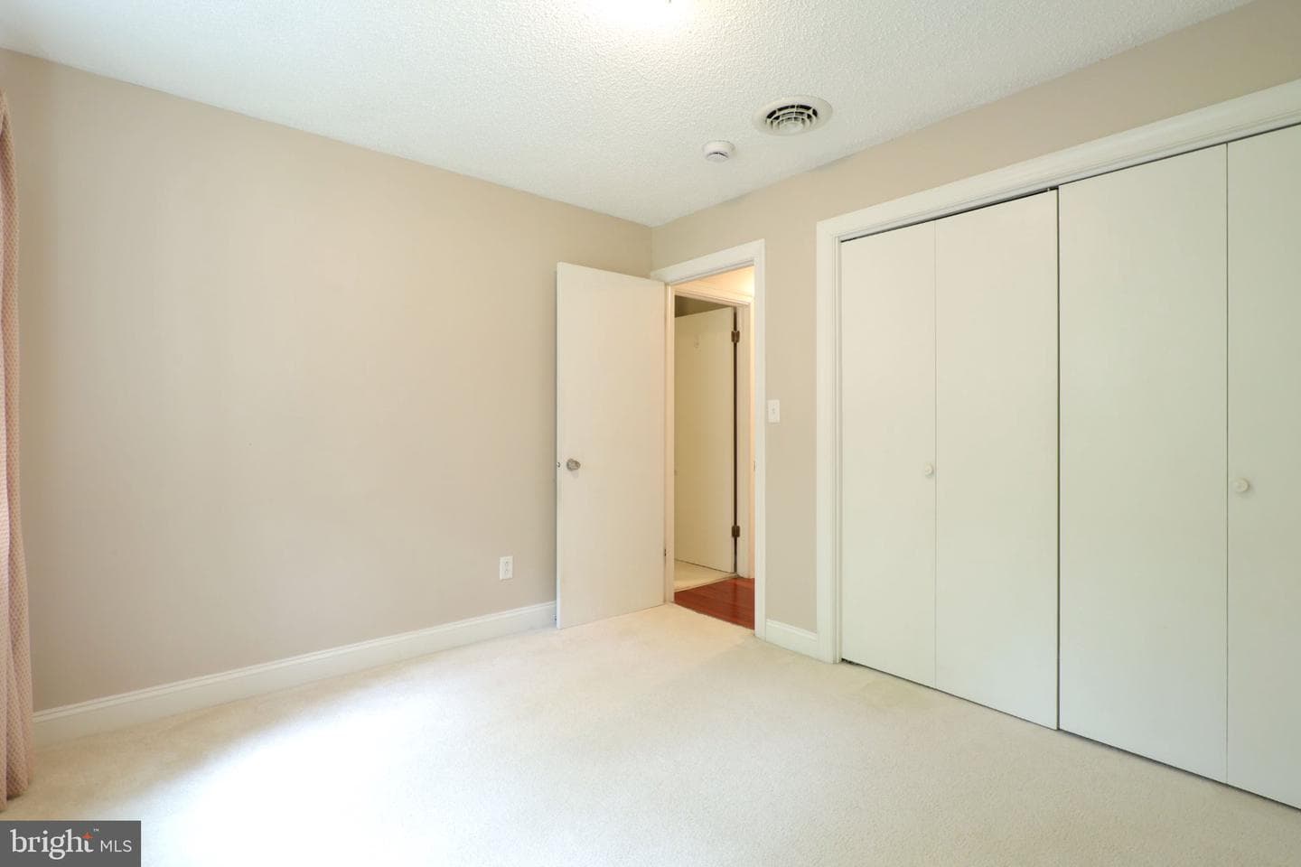 1845 Woodledge Drive photo 45