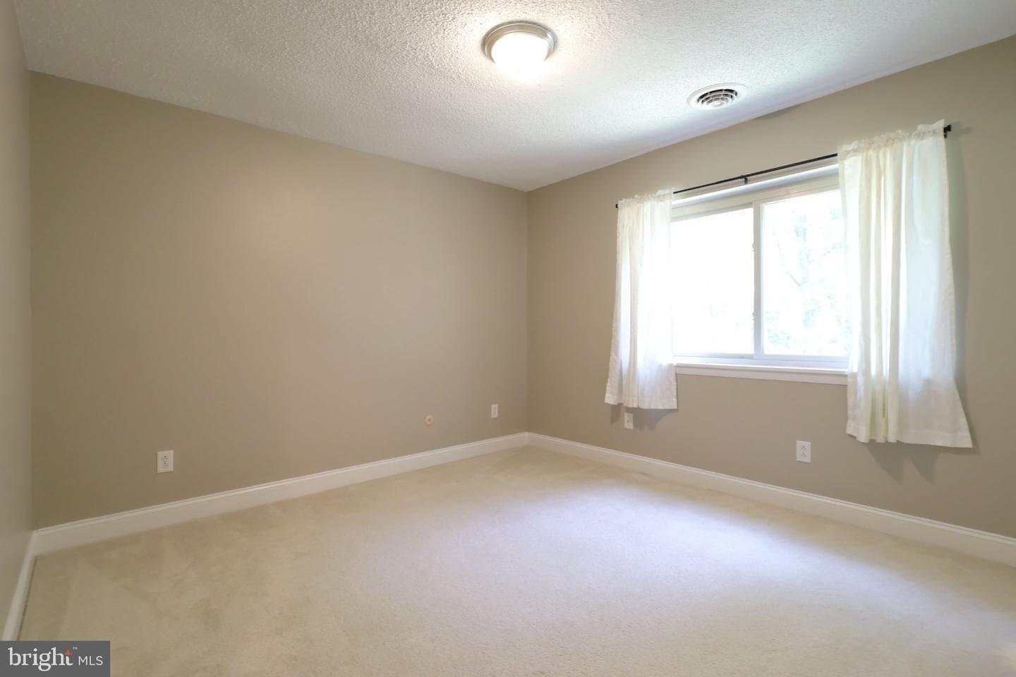 1845 Woodledge Drive photo 48