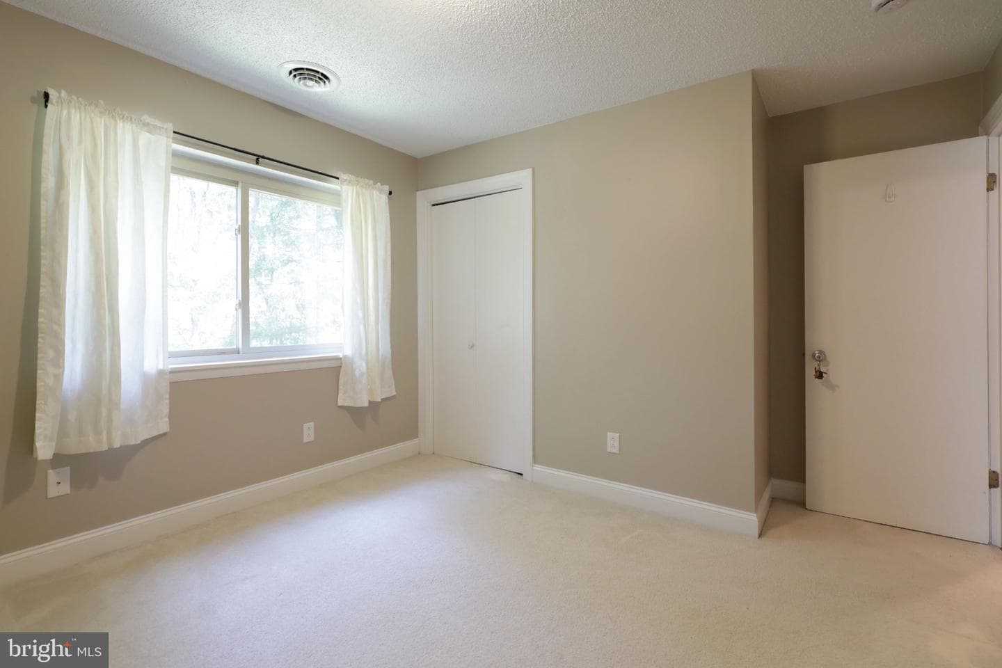 1845 Woodledge Drive photo 49