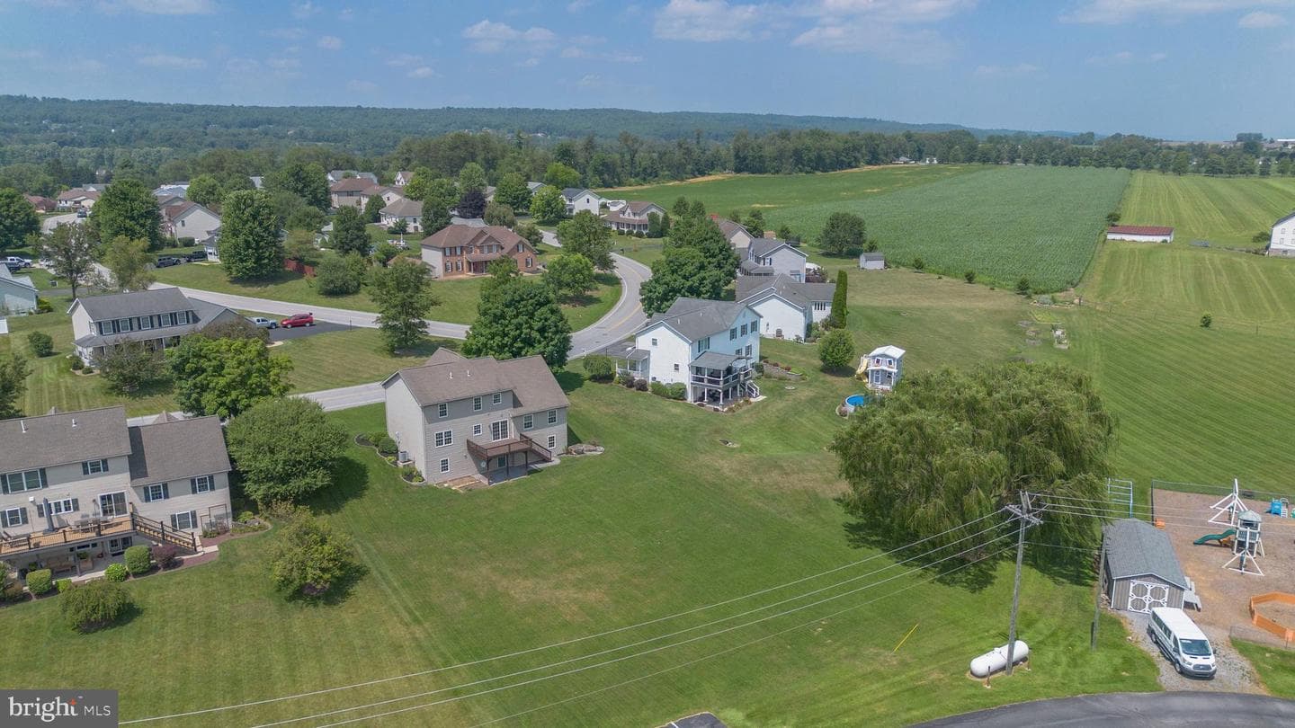130 Lorinda Lane photo 36
