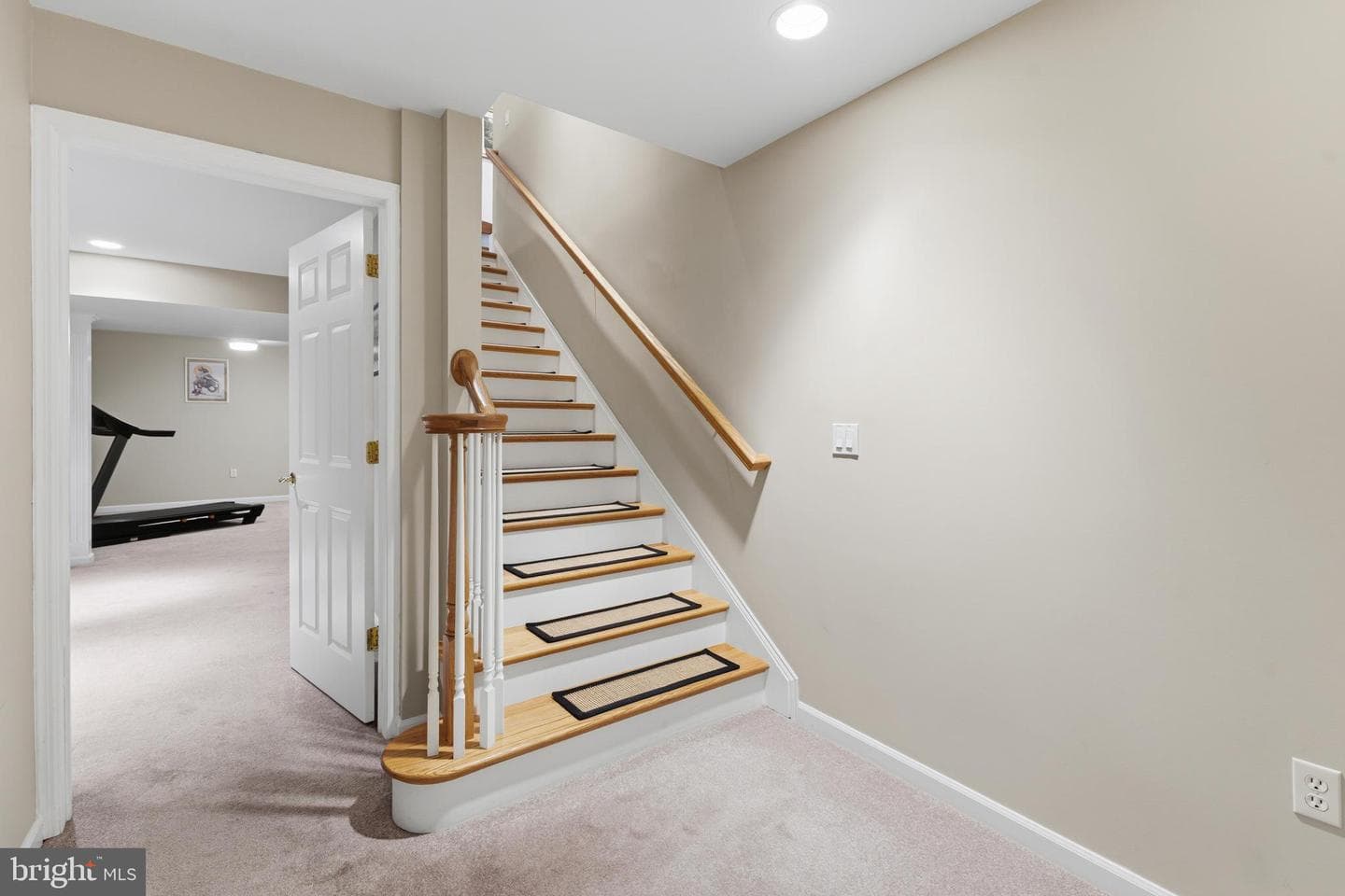 1632 Bristol Avenue #803 photo 34