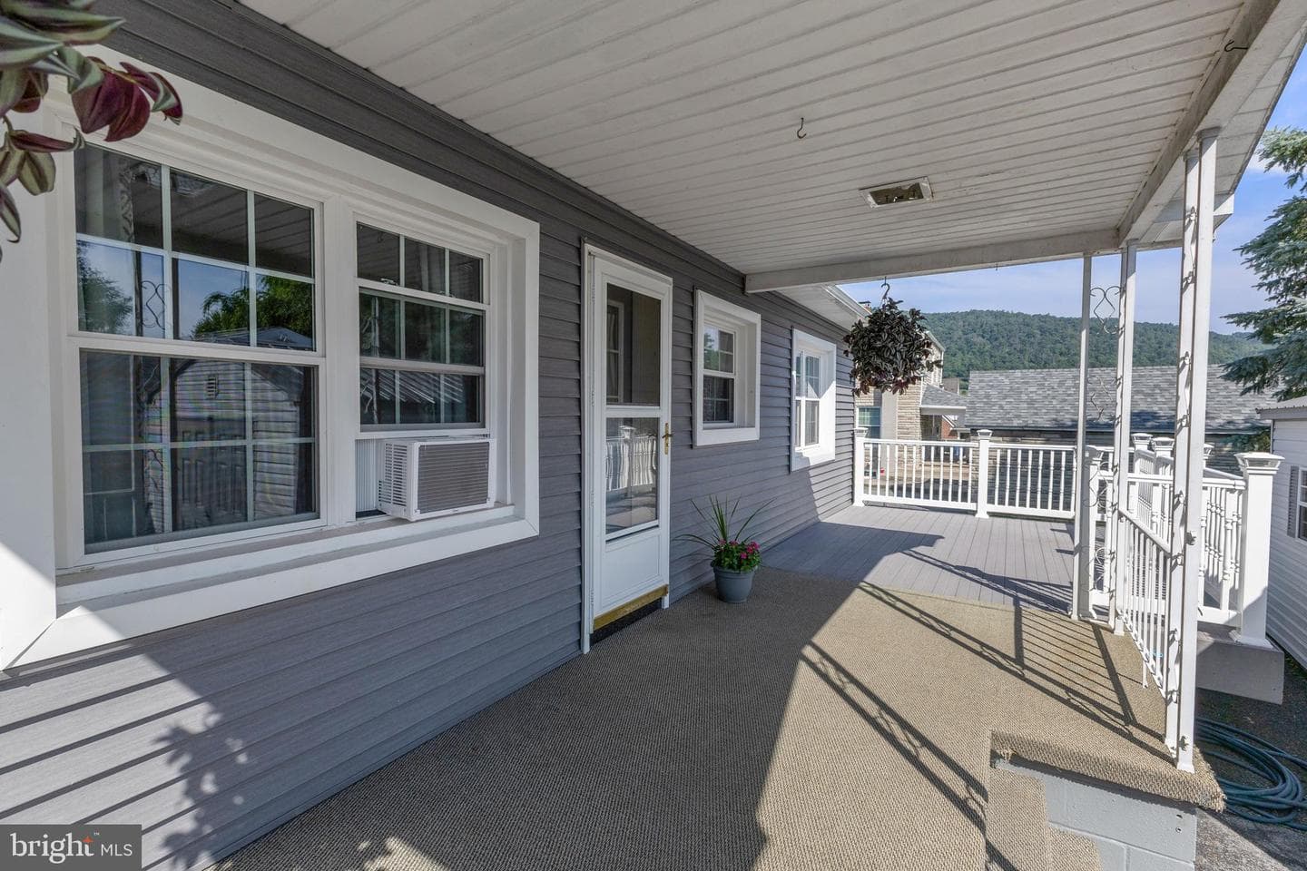122 Haupt Avenue photo 22