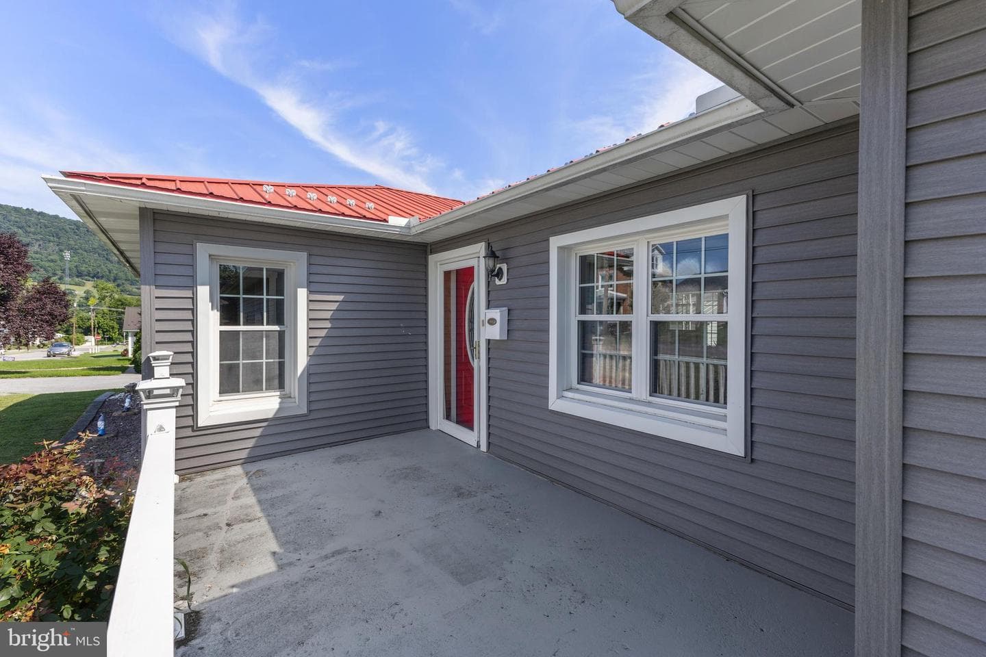 122 Haupt Avenue photo 3