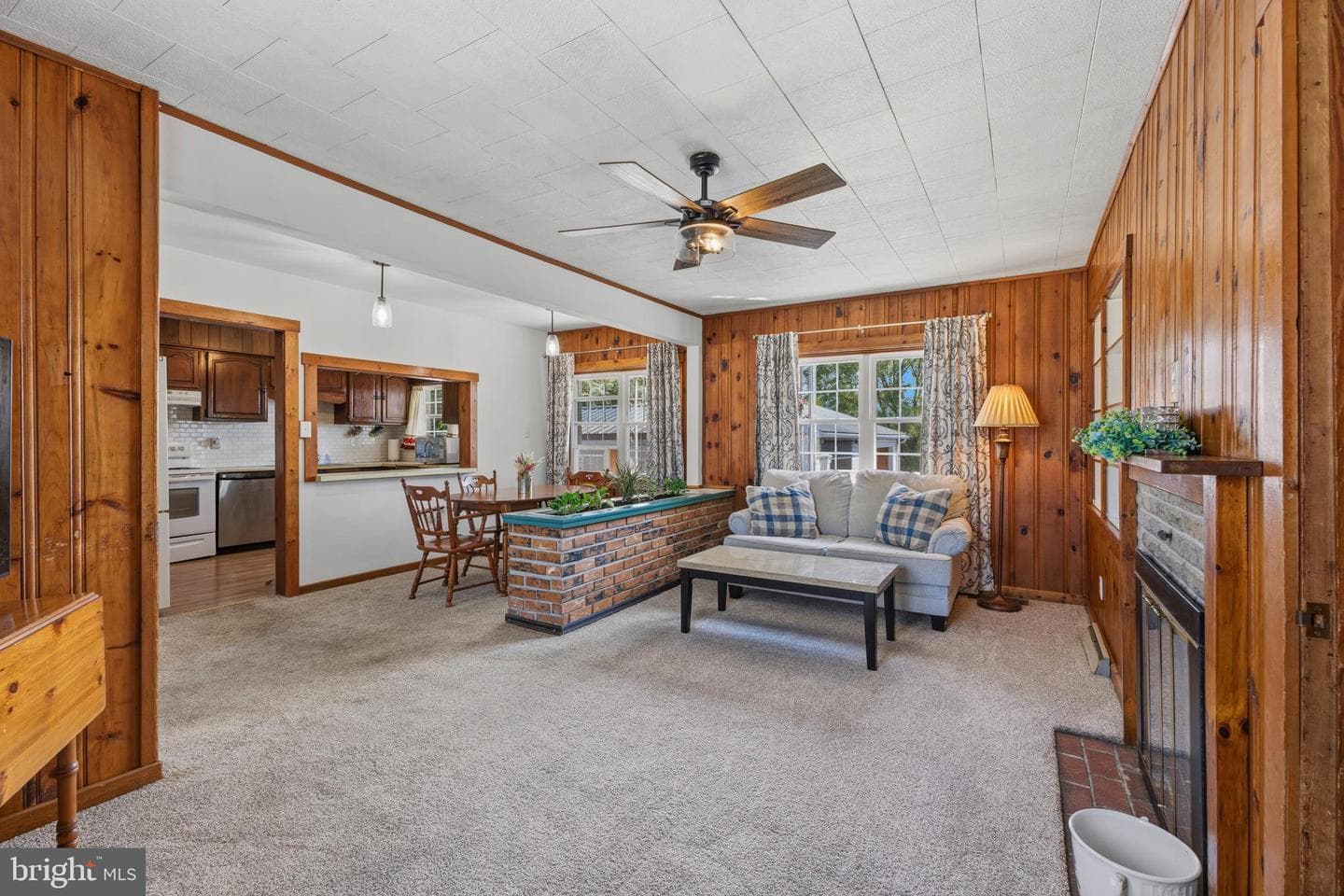 122 Haupt Avenue photo 6