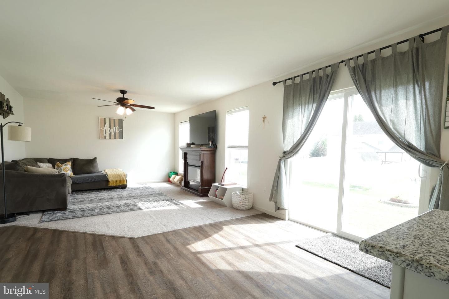 301 Amberleigh Lane photo 12