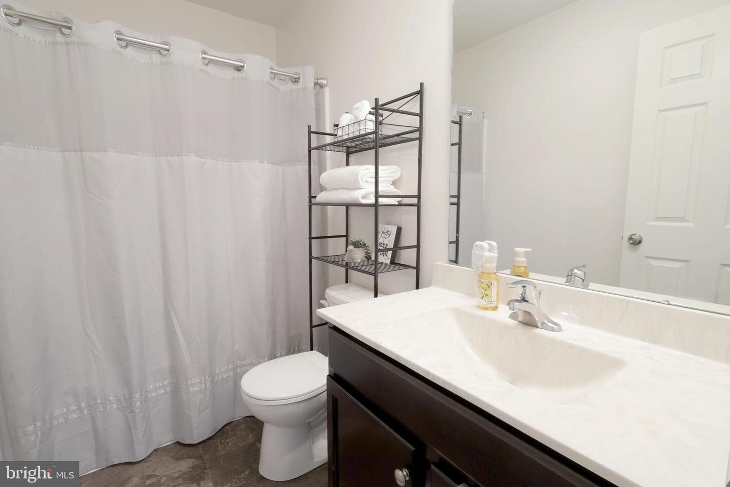 301 Amberleigh Lane photo 49