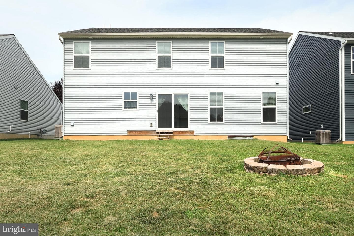 301 Amberleigh Lane photo 54