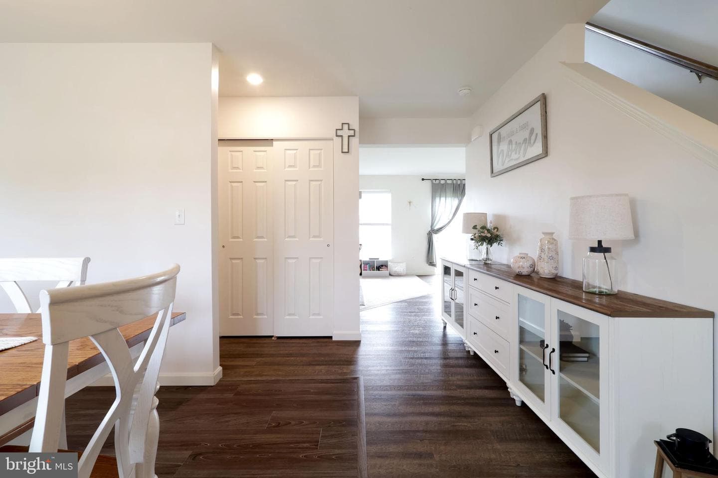 301 Amberleigh Lane photo 8