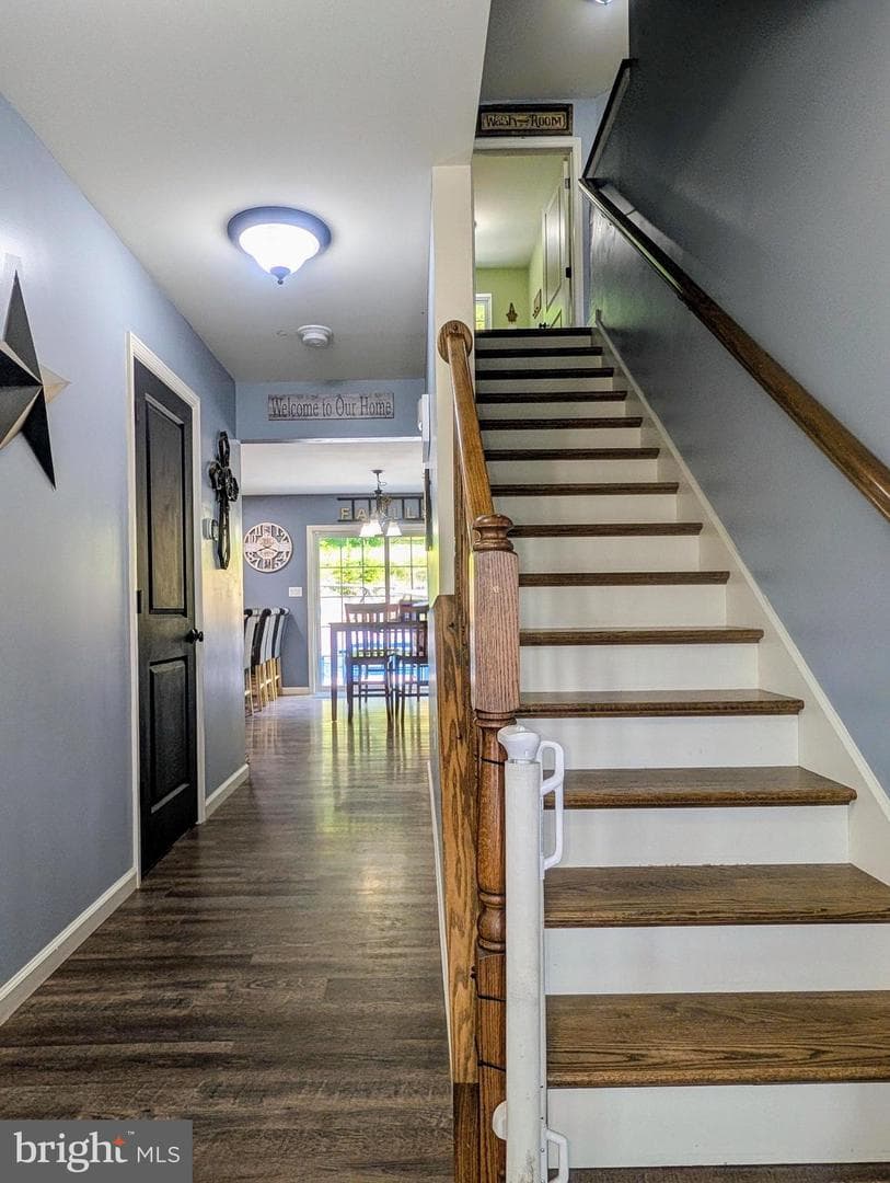 111 Hill Street photo 31