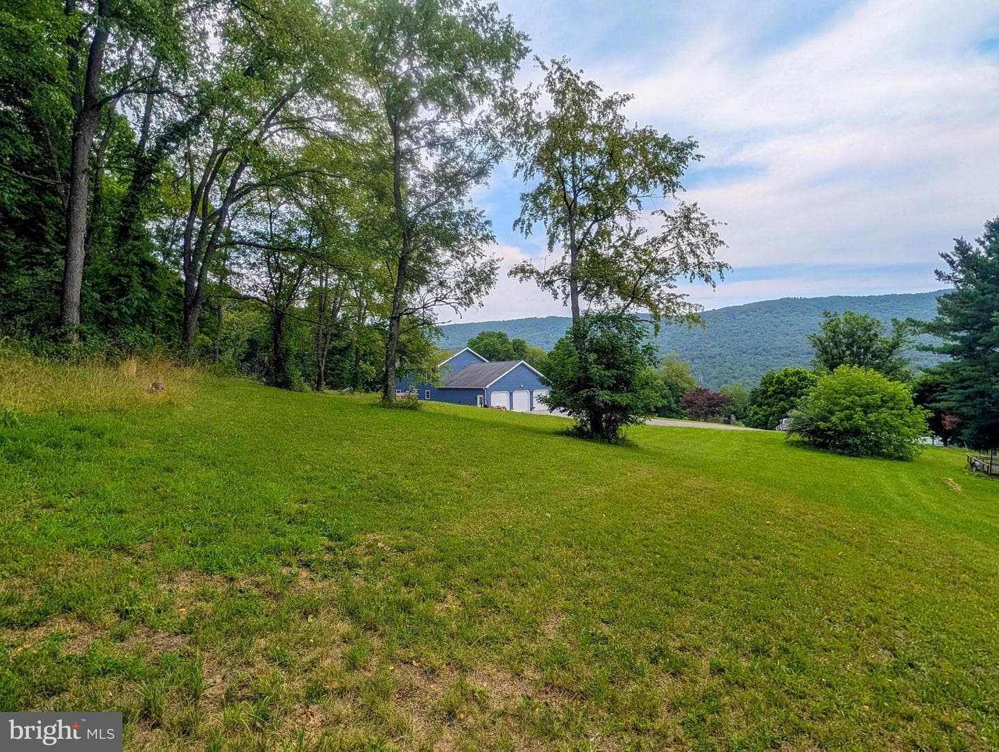 111 Hill Street photo 90