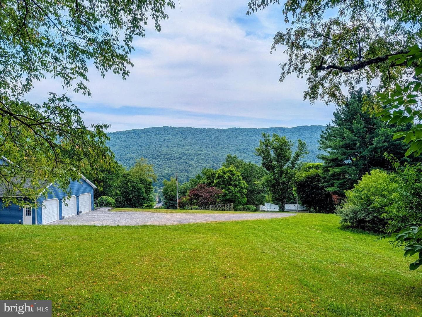 111 Hill Street photo 91