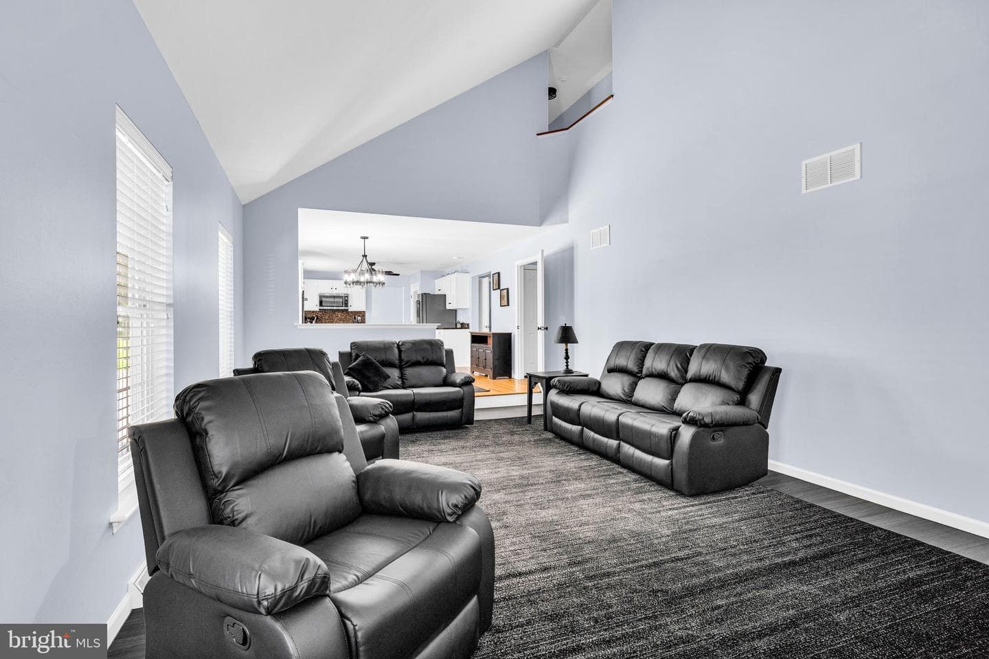 104 S Ridgewood Drive photo 6