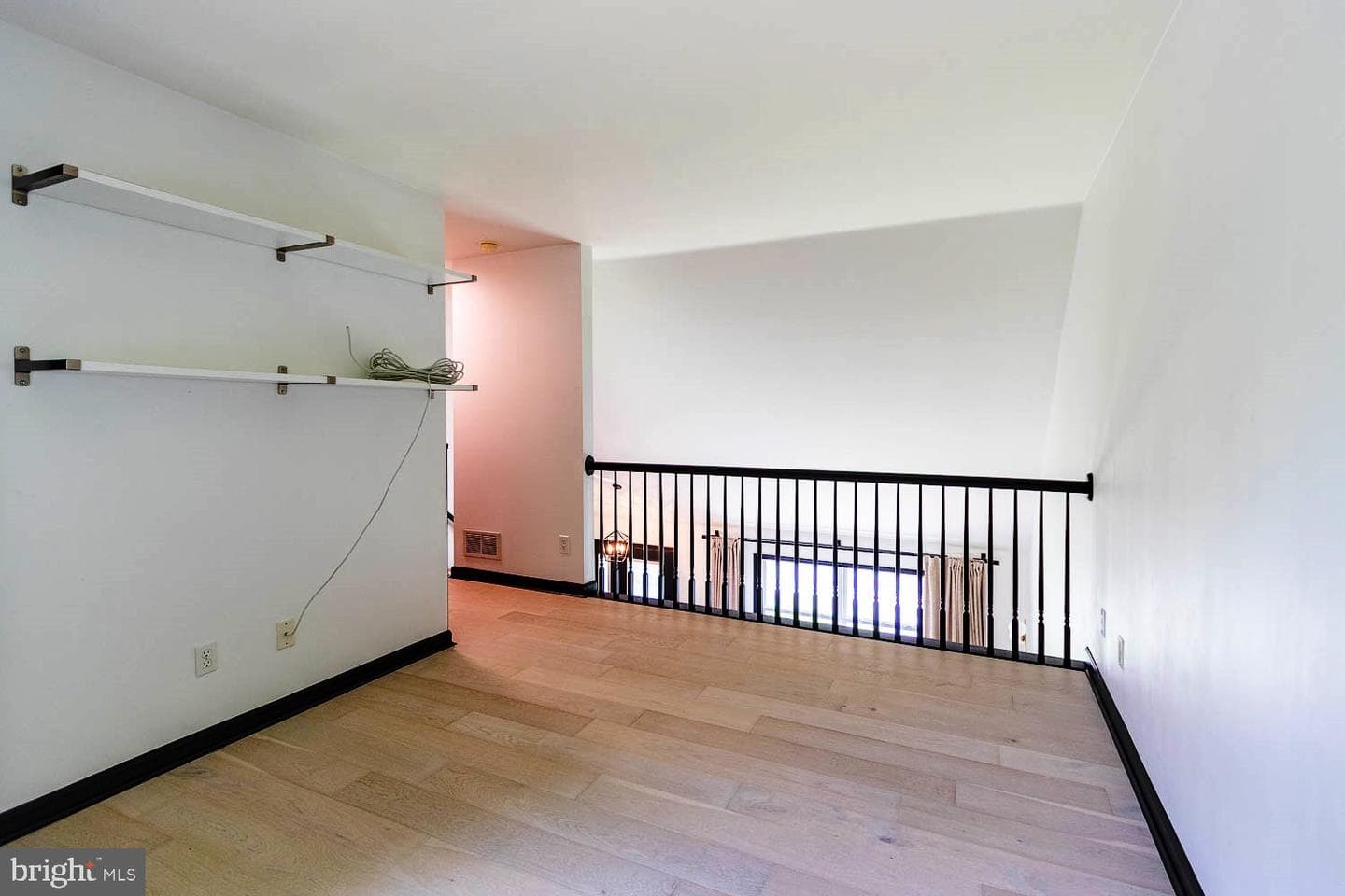 301 Amblewood Way photo 20