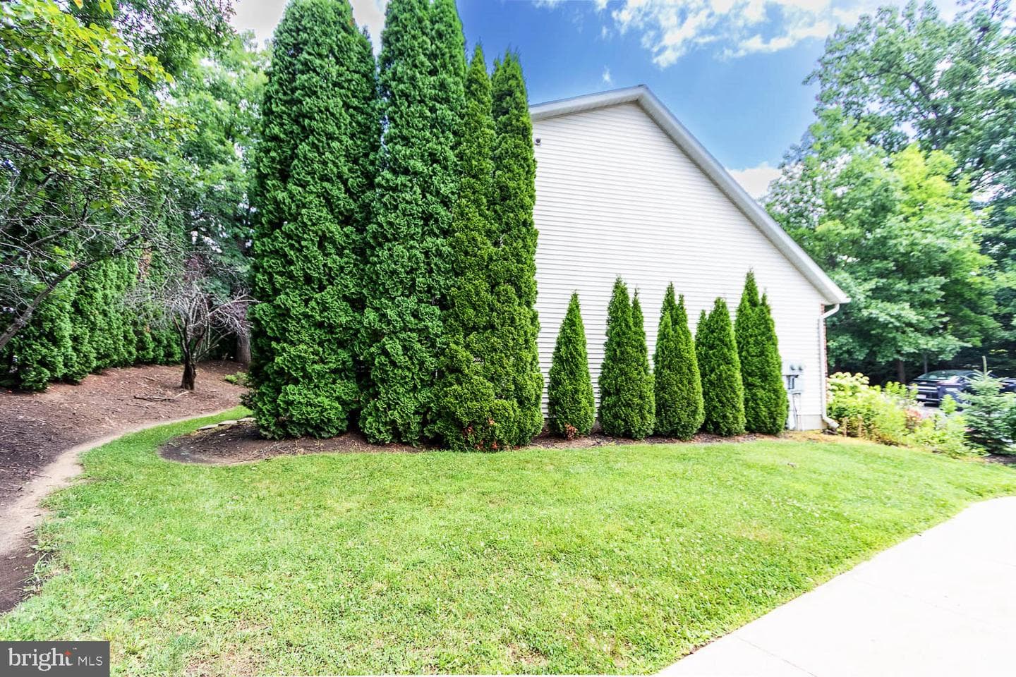 301 Amblewood Way photo 33