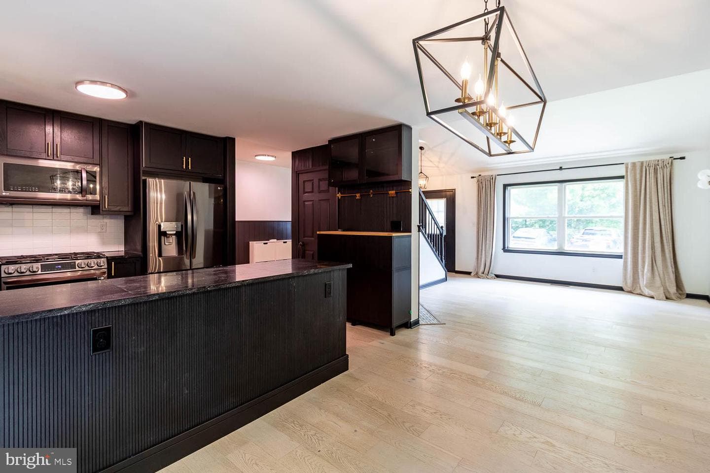 301 Amblewood Way photo 9