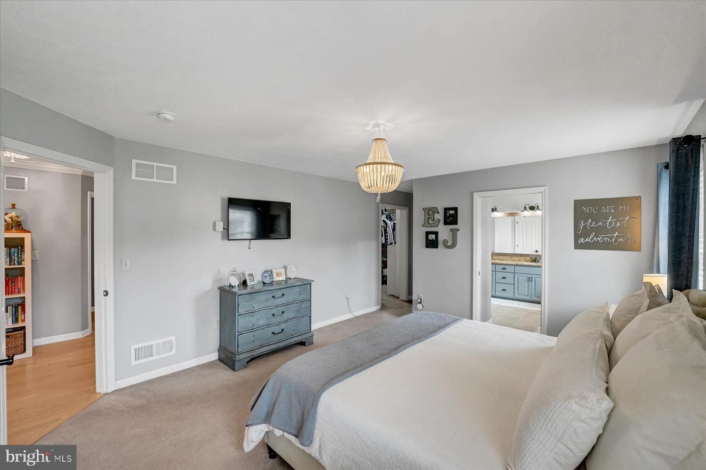 256 Jefferson Circle photo 19