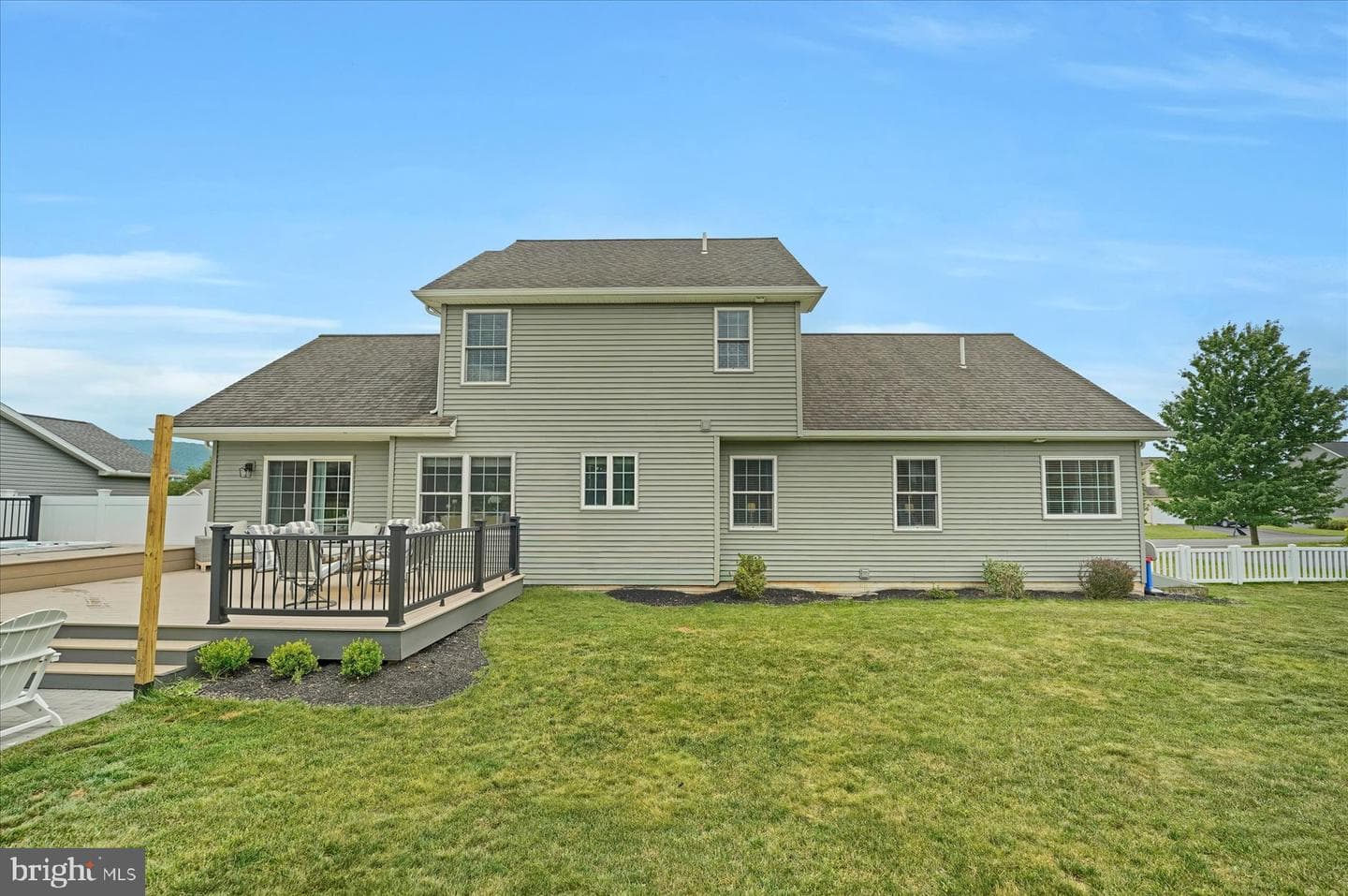 256 Jefferson Circle photo 54