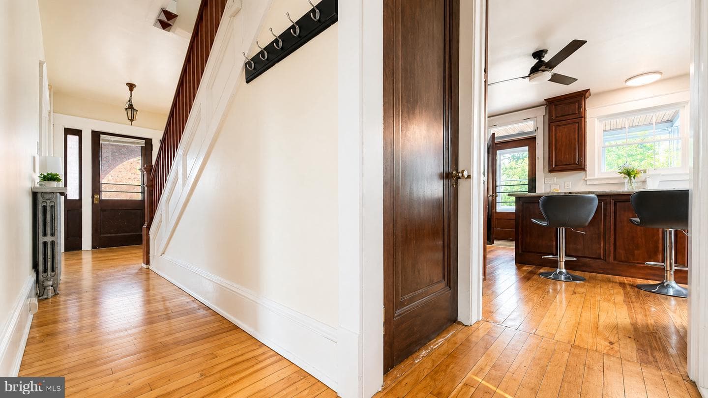 149 W Main photo 23