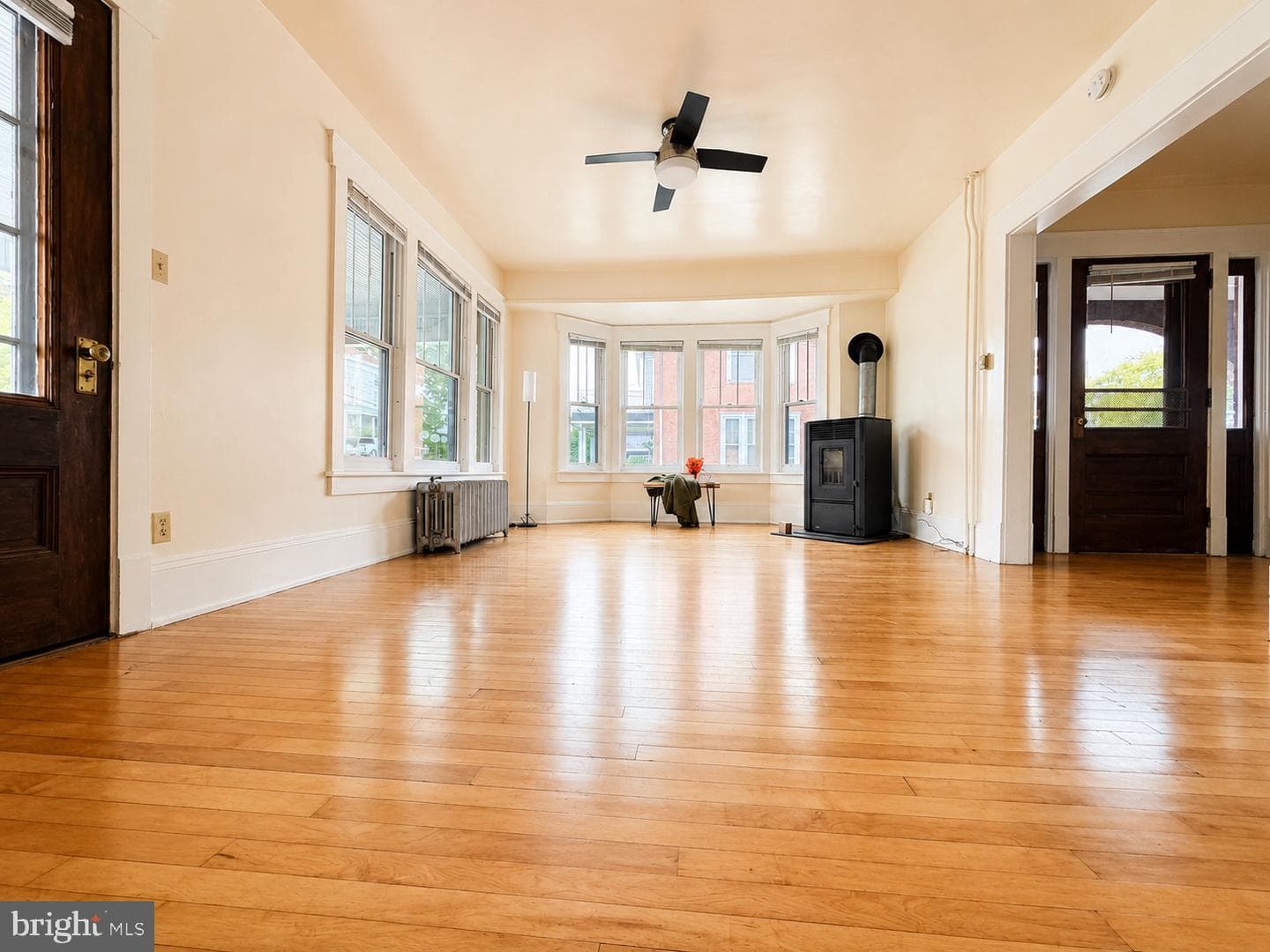 149 W Main photo 27