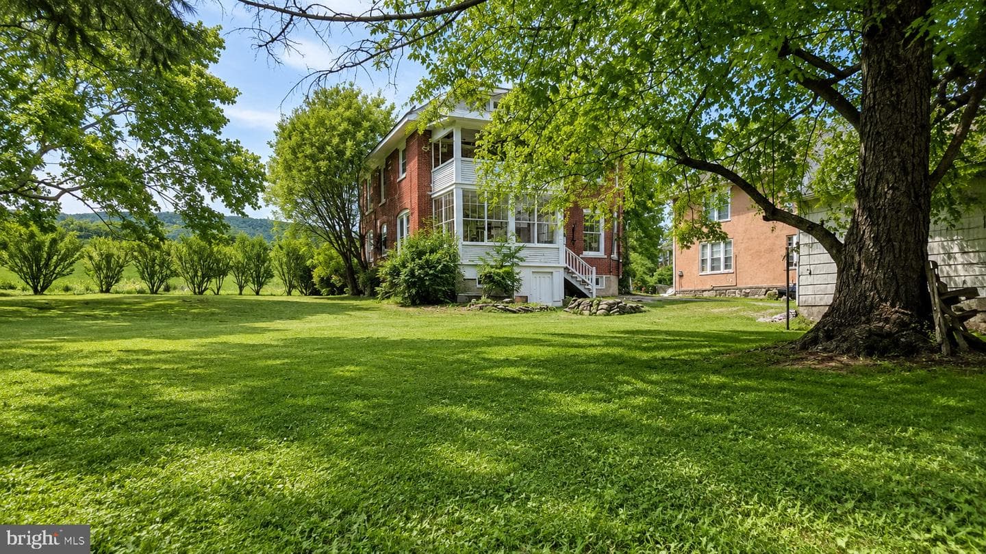 149 W Main photo 62