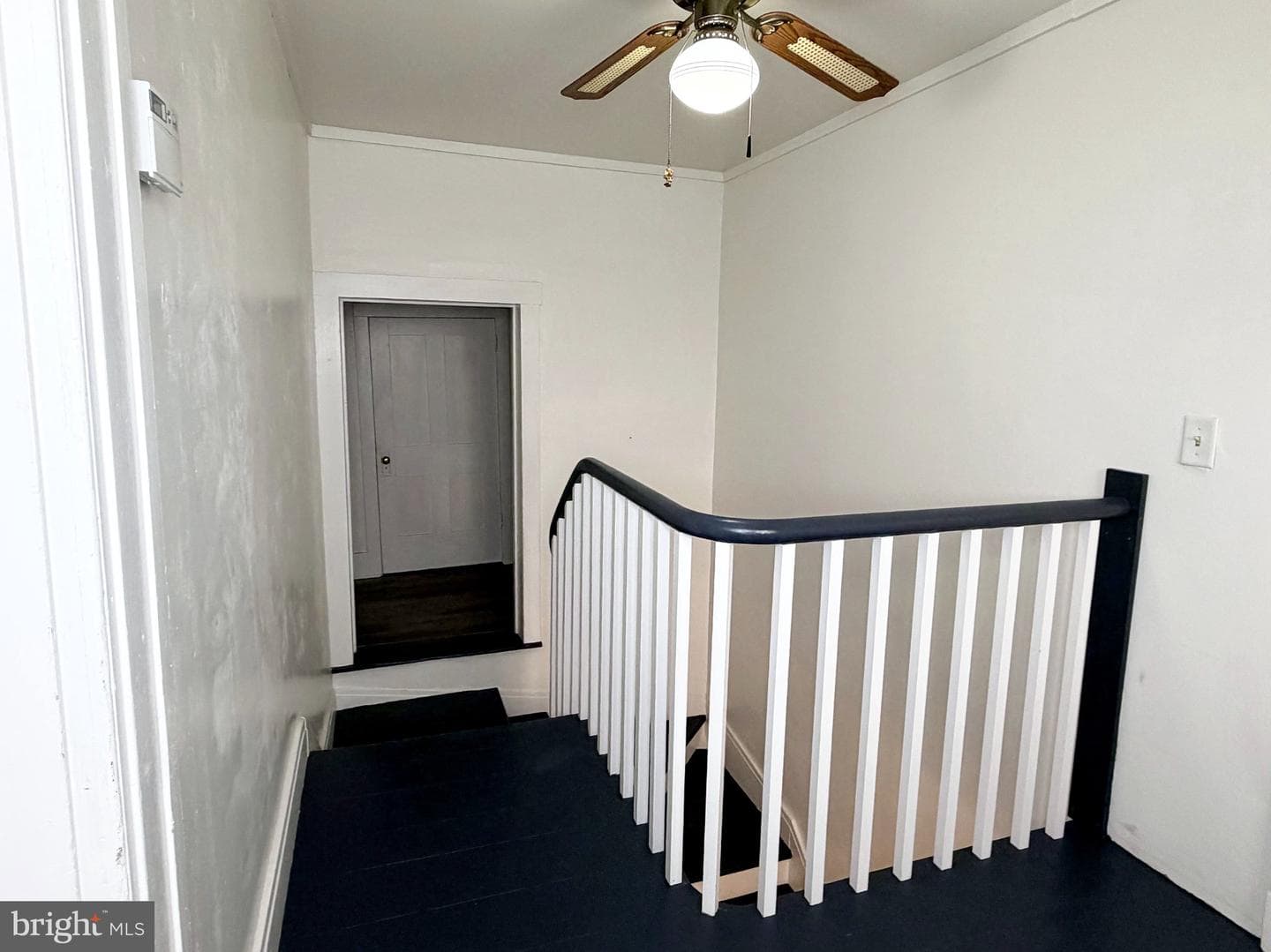 138 W Logan Street photo 27