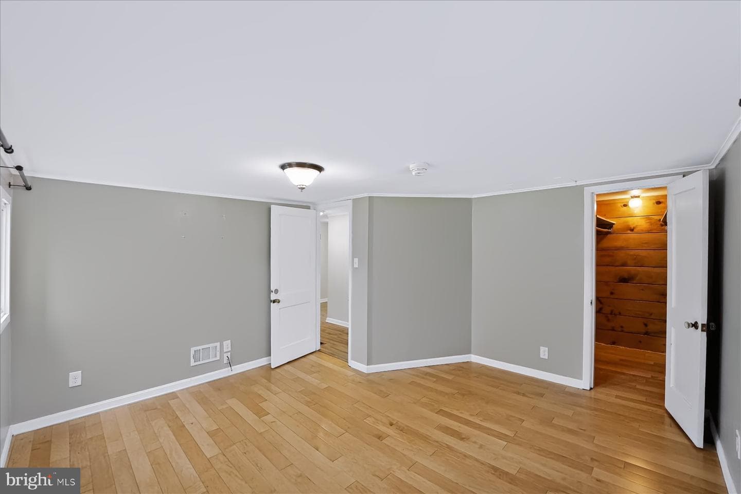 135 Lee Avenue photo 15