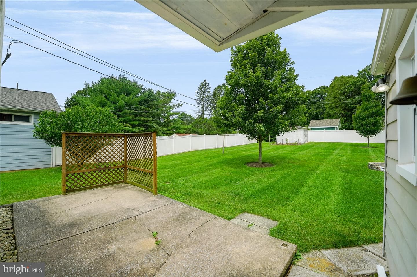 135 Lee Avenue photo 18