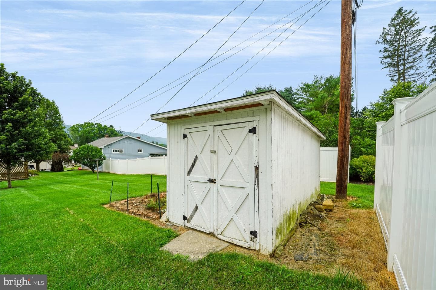 135 Lee Avenue photo 20