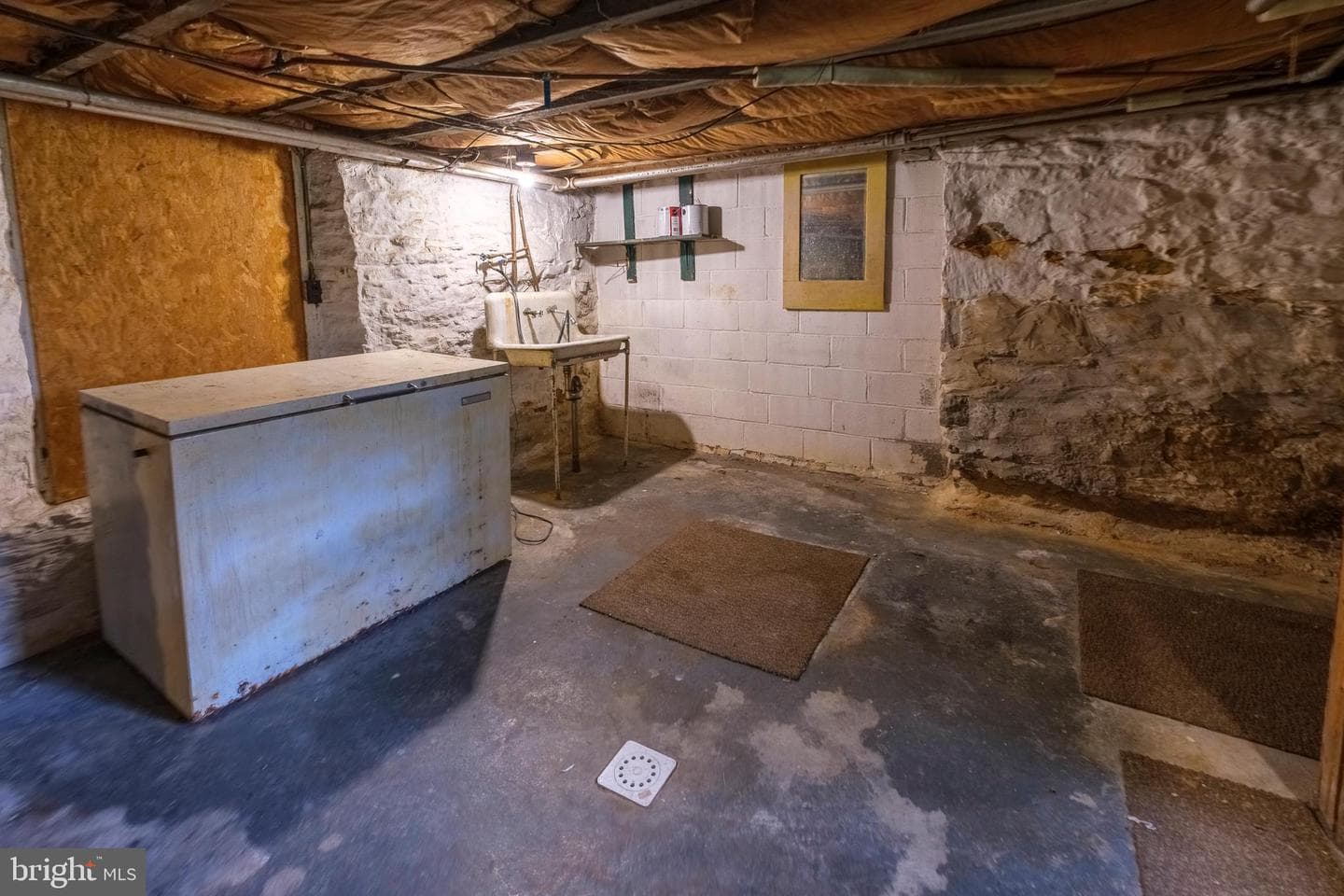 815 W Water Street photo 38