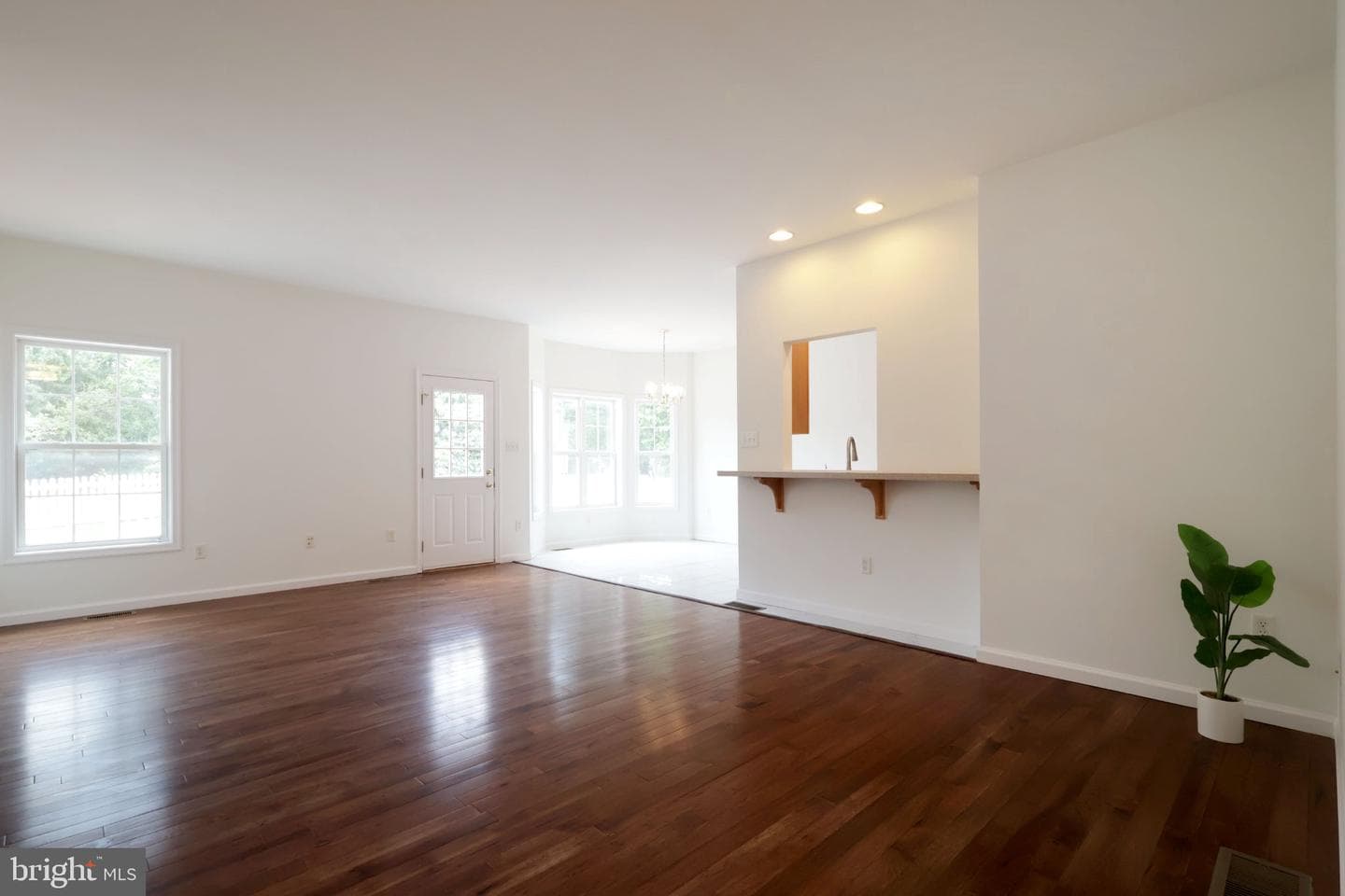 2320 Falconpointe Drive photo 3