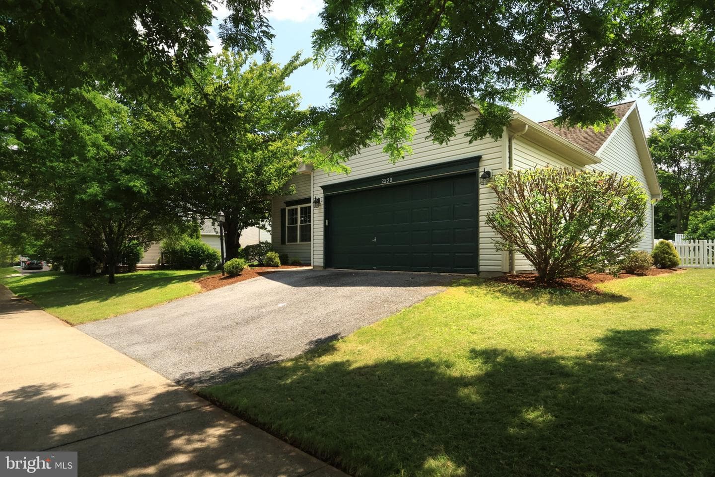 2320 Falconpointe Drive photo 30
