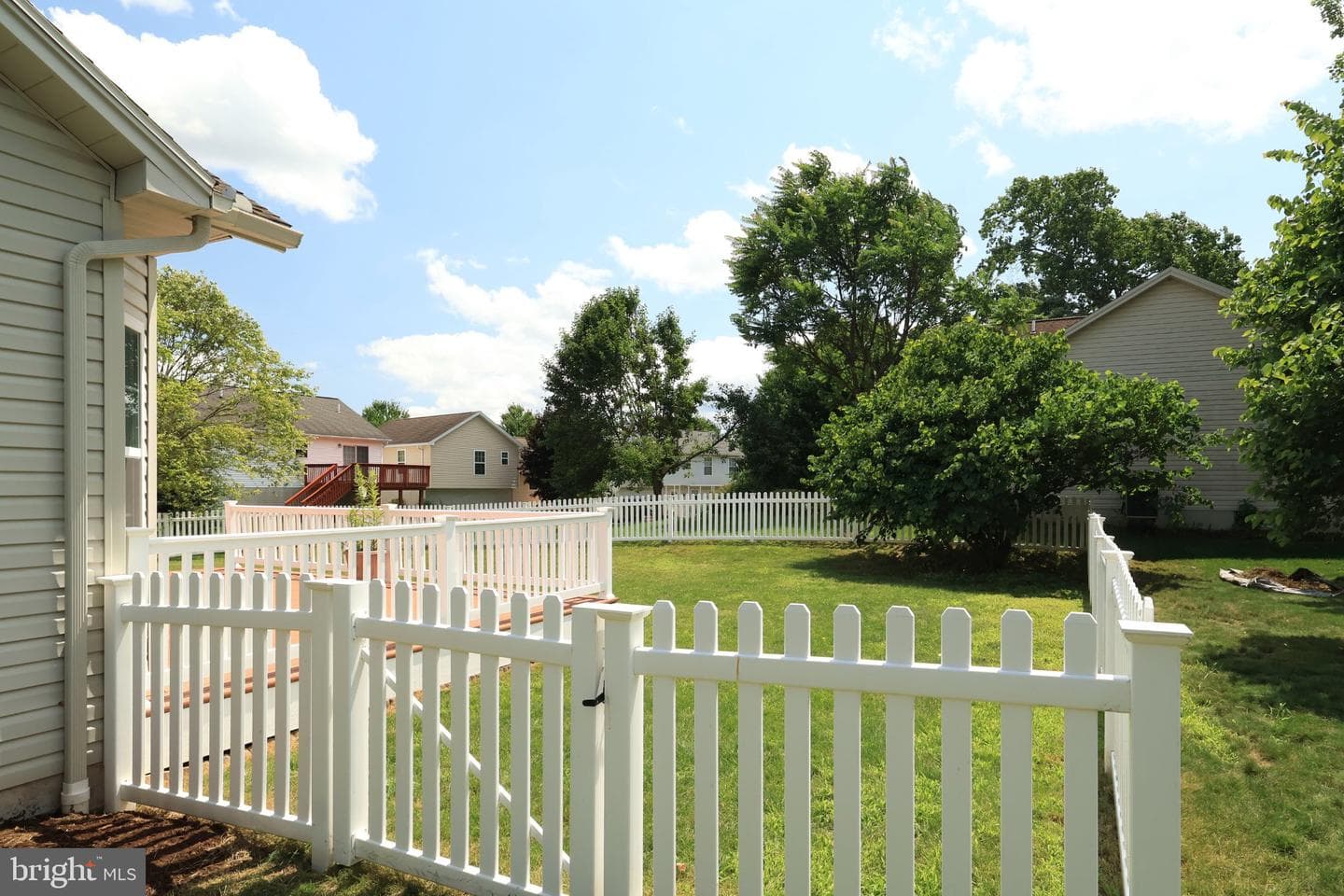2320 Falconpointe Drive photo 36