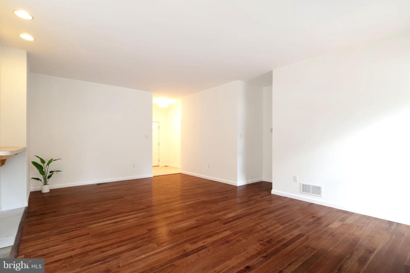 2320 Falconpointe Drive photo 7