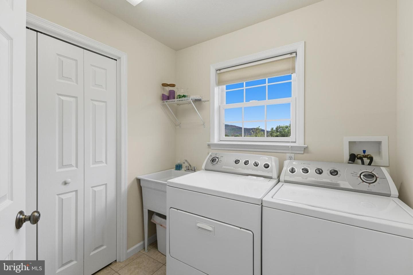 142 Faust Circle photo 23