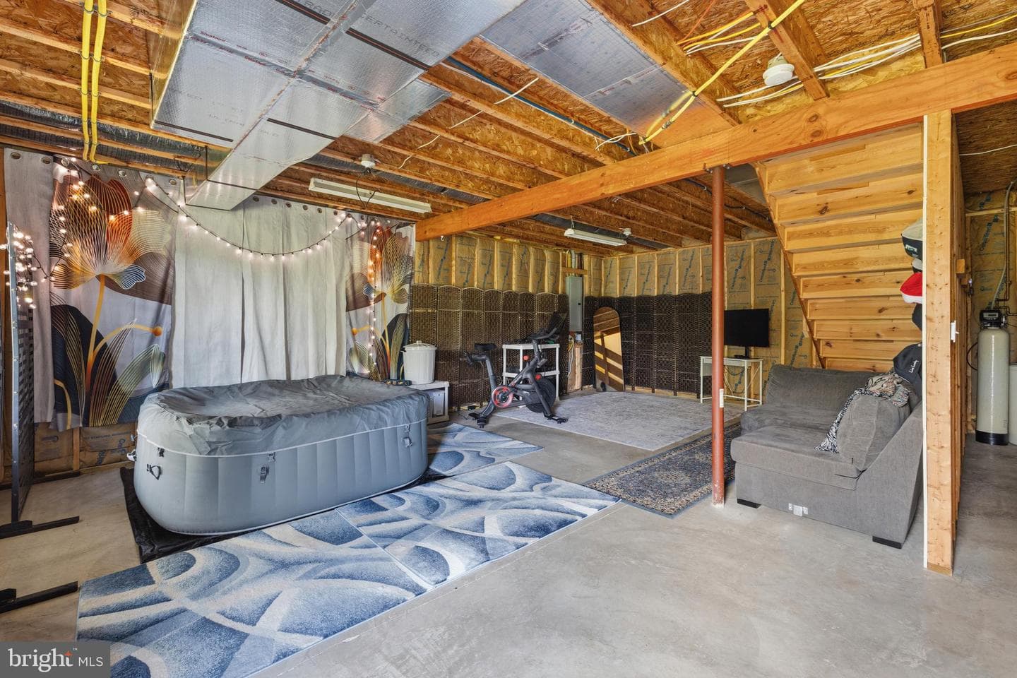 142 Faust Circle photo 36