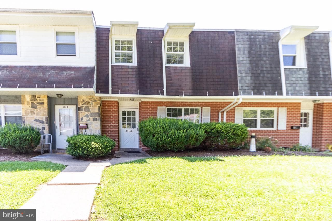 1111 W Aaron Drive #E