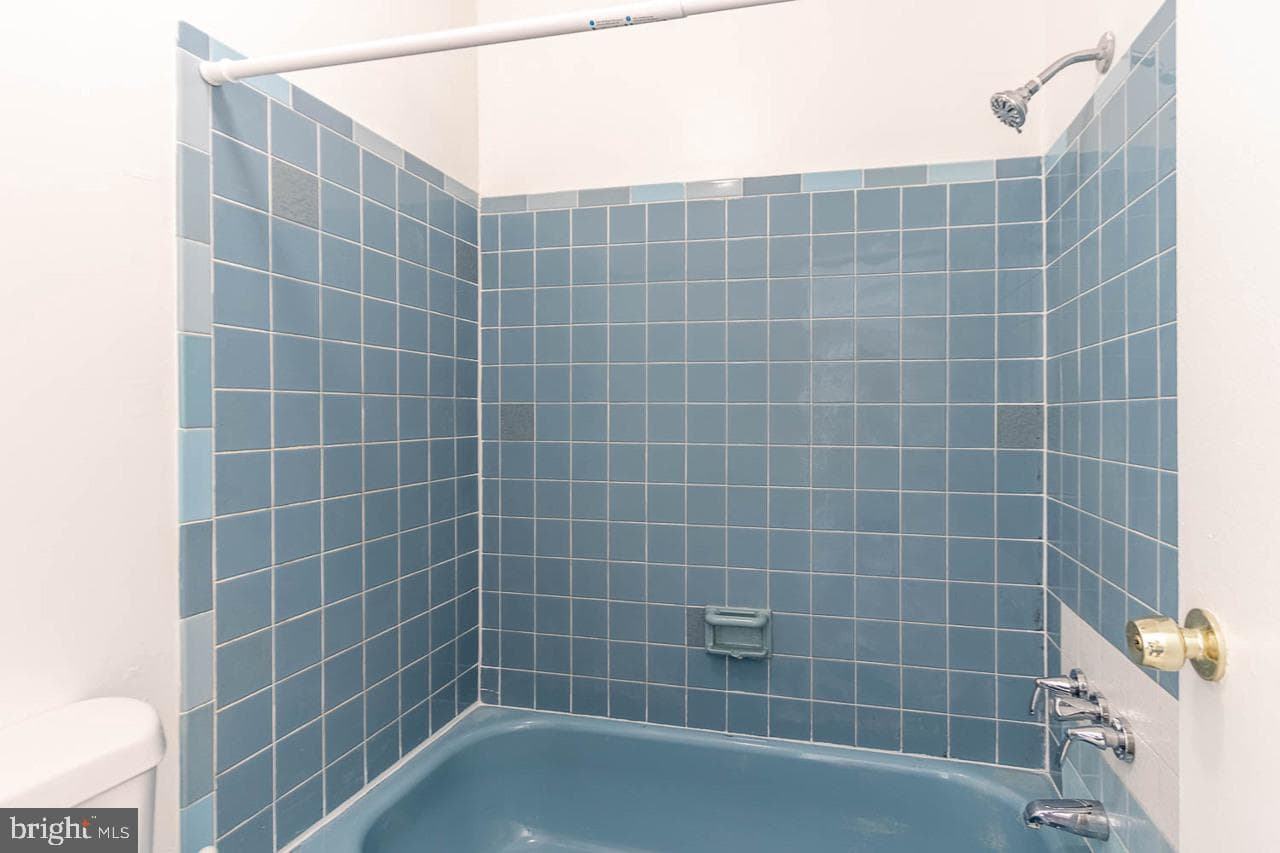 1111 W Aaron Drive #E photo 16
