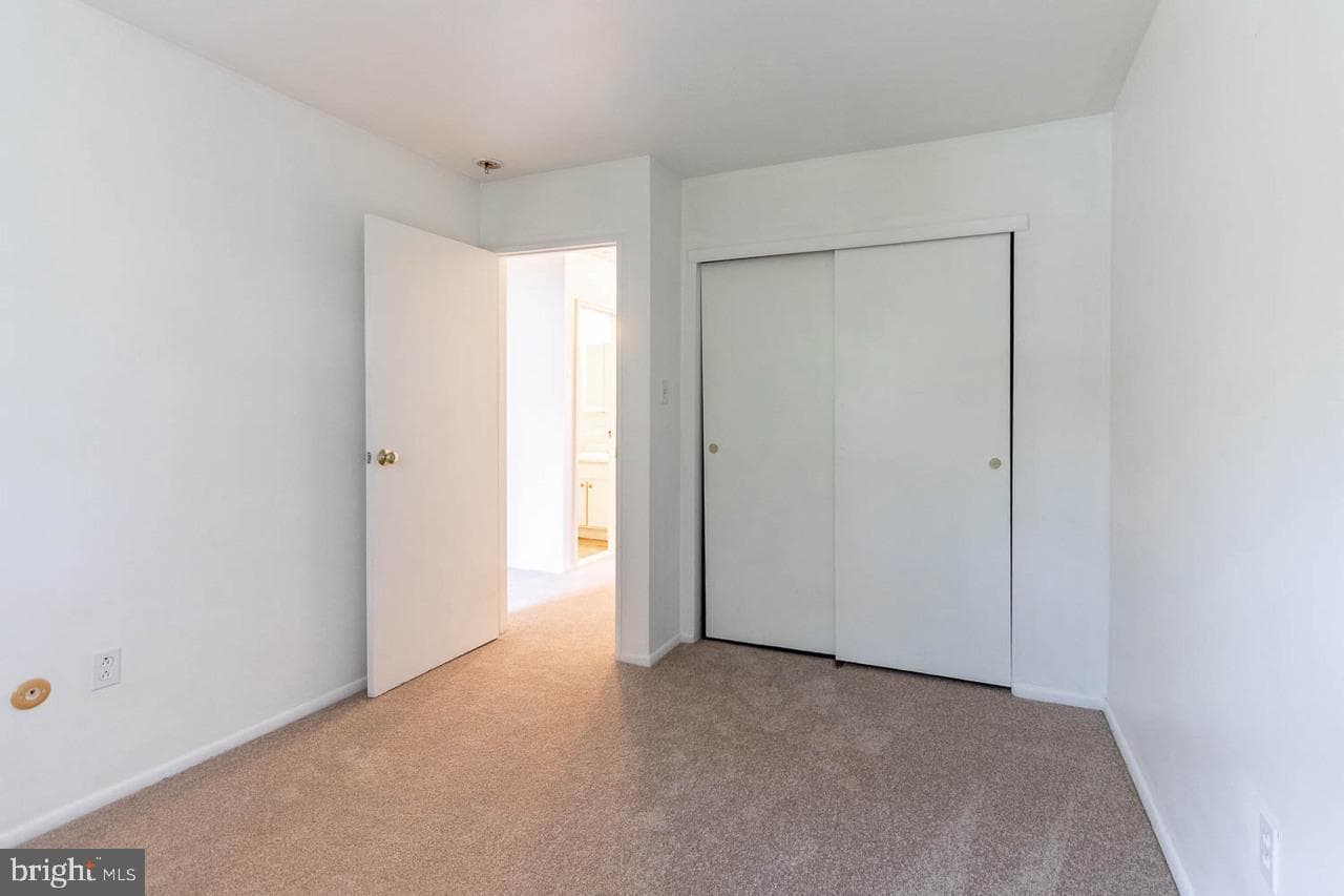1111 W Aaron Drive #E photo 21